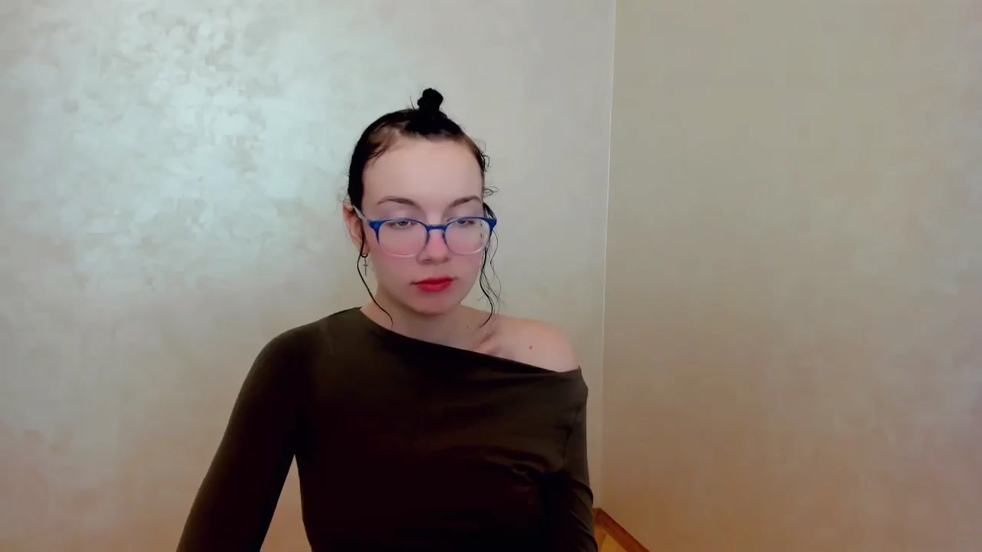 Gallery image thumbnail from Baby_Melania's myfreecams stream on, 04/05/2025, 21:30 image 13 of 20