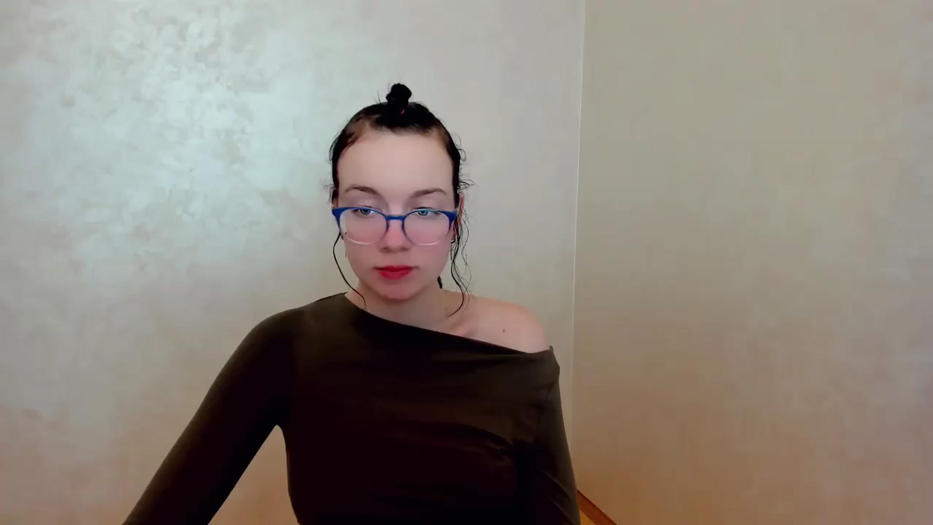 Gallery image thumbnail from Baby_Melania's myfreecams stream on, 04/05/2025, 21:30 image 12 of 20