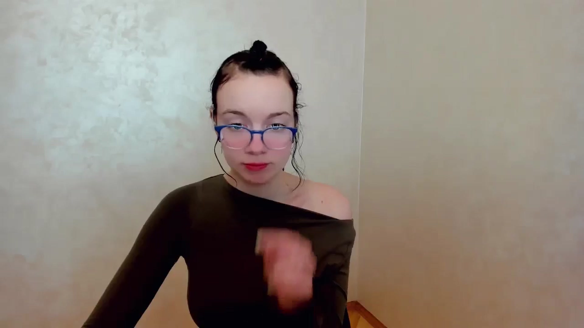 Gallery image thumbnail from Baby_Melania's myfreecams stream on, 04/05/2025, 21:30 image 10 of 20
