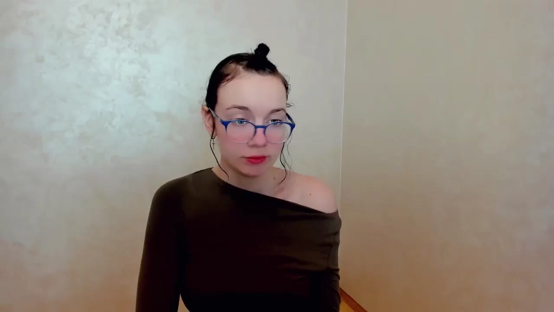 Gallery image thumbnail from Baby_Melania's myfreecams stream on, 04/05/2025, 21:30 image 9 of 20