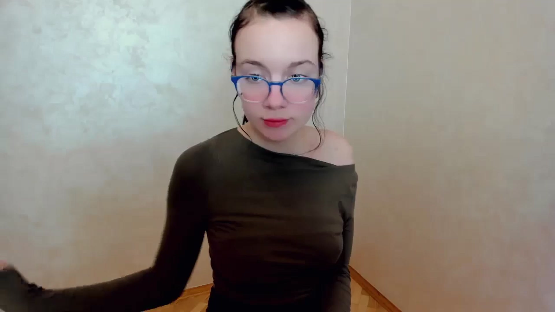 Gallery image thumbnail from Baby_Melania's myfreecams stream on, 04/05/2025, 23:08 image 3 of 20