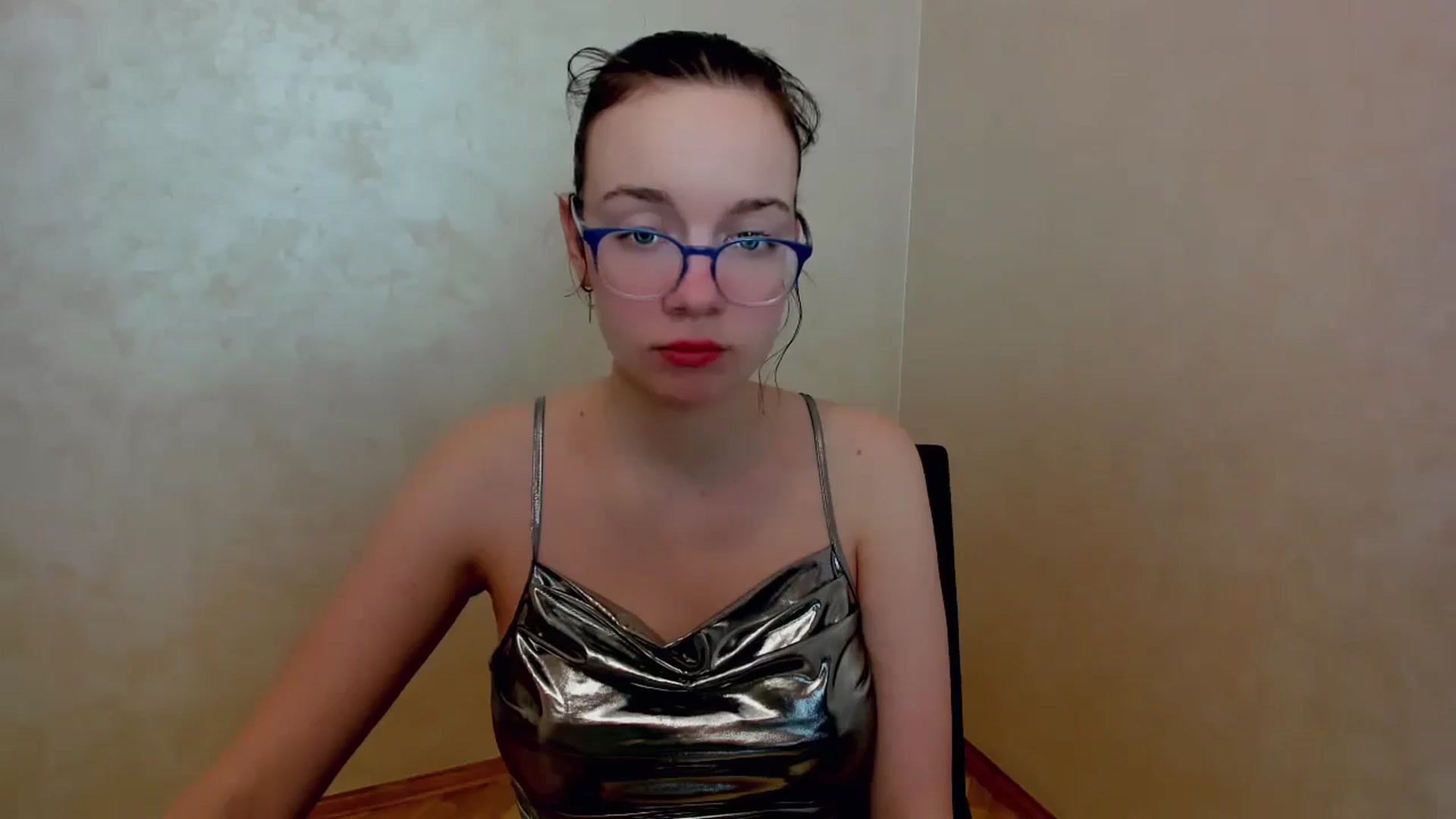 Gallery image thumbnail from Baby_Melania's myfreecams stream on, 04/06/2025, 19:30 image 2 of 20