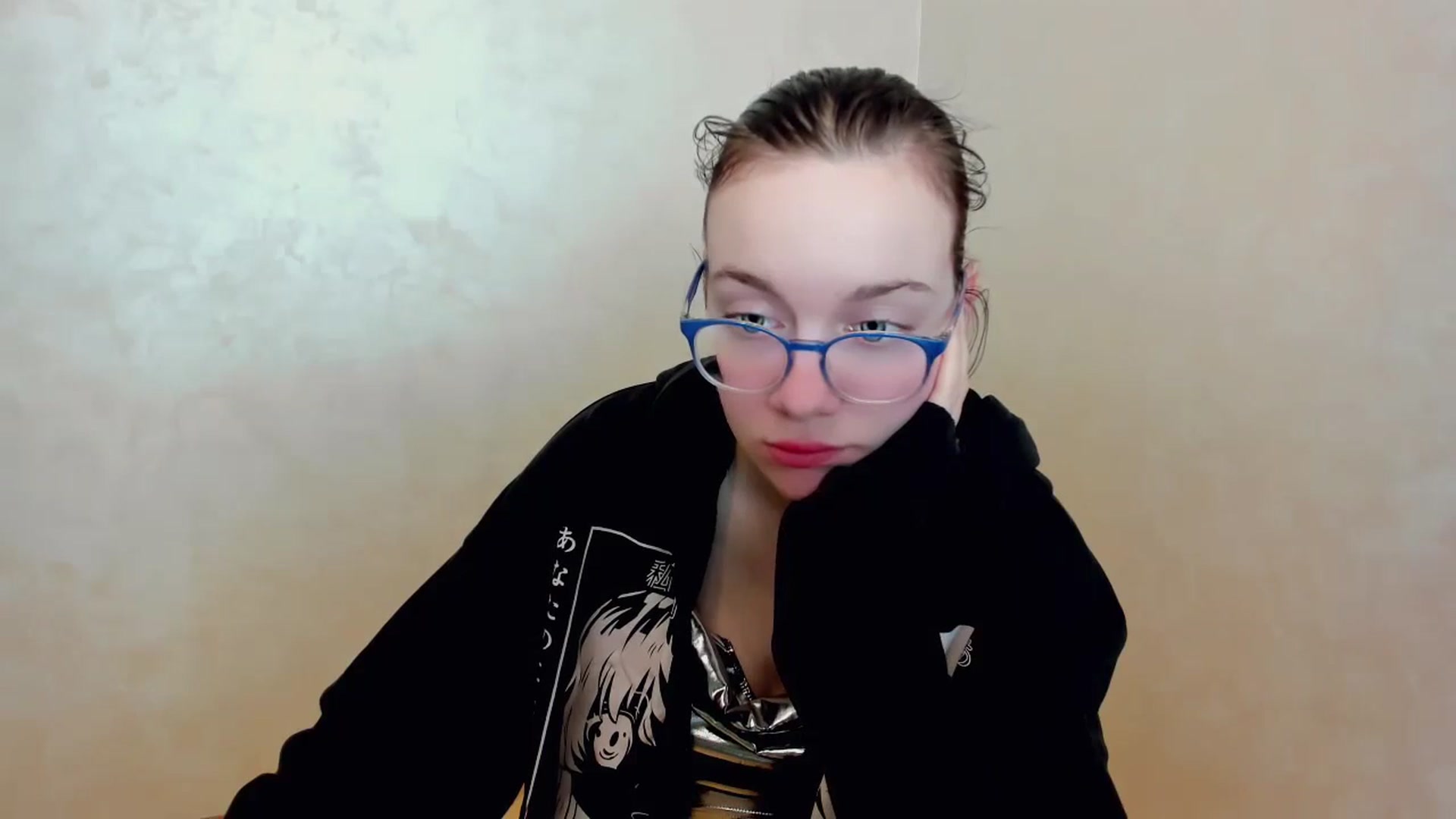 Gallery image thumbnail from Baby_Melania's myfreecams stream on, 04/06/2025, 20:01 image 17 of 20
