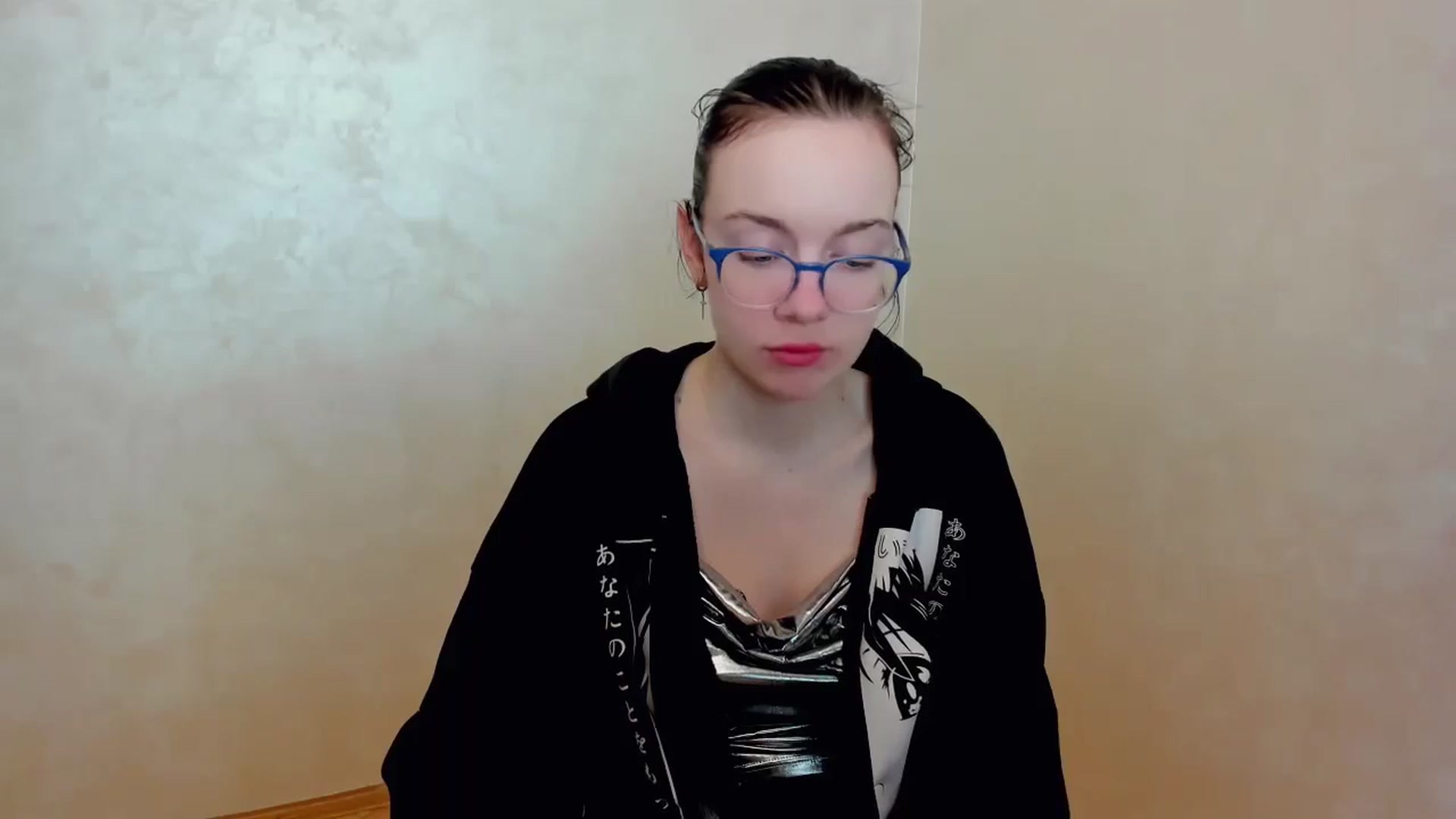 Gallery image thumbnail from Baby_Melania's myfreecams stream on, 04/06/2025, 20:01 image 5 of 20