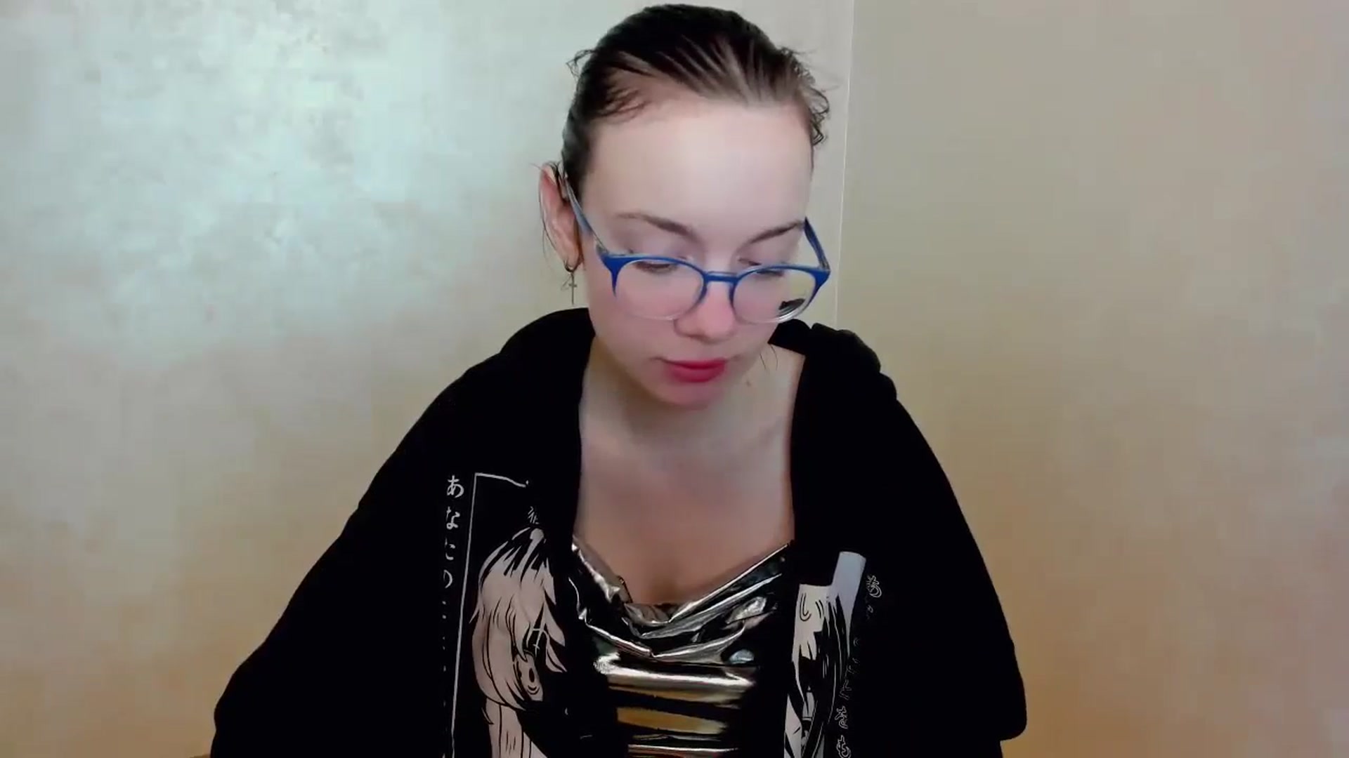 Gallery image thumbnail from Baby_Melania's myfreecams stream on, 04/06/2025, 20:01 image 16 of 20