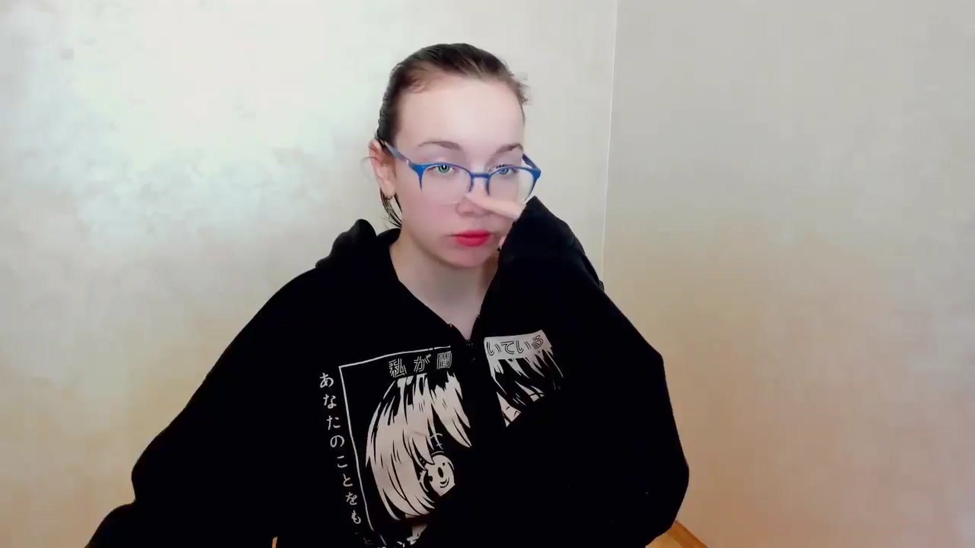 Gallery image thumbnail from Baby_Melania's myfreecams stream on, 04/06/2025, 21:19 image 10 of 20