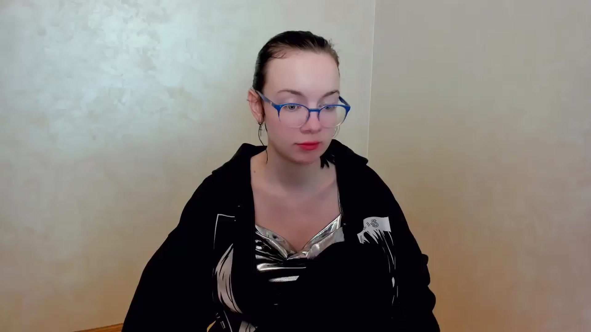 Gallery image thumbnail from Baby_Melania's myfreecams stream on, 04/06/2025, 23:32 image 17 of 20
