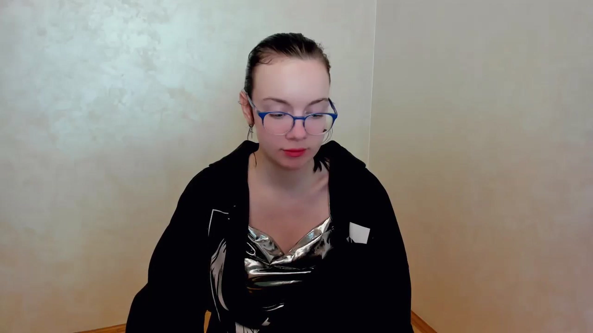 Gallery image thumbnail from Baby_Melania's myfreecams stream on, 04/06/2025, 23:32 image 18 of 20