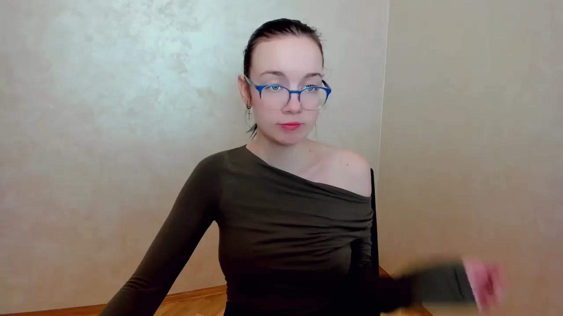 Gallery image thumbnail from Baby_Melania's myfreecams stream on, 04/11/2025, 11:00 image 20 of 20