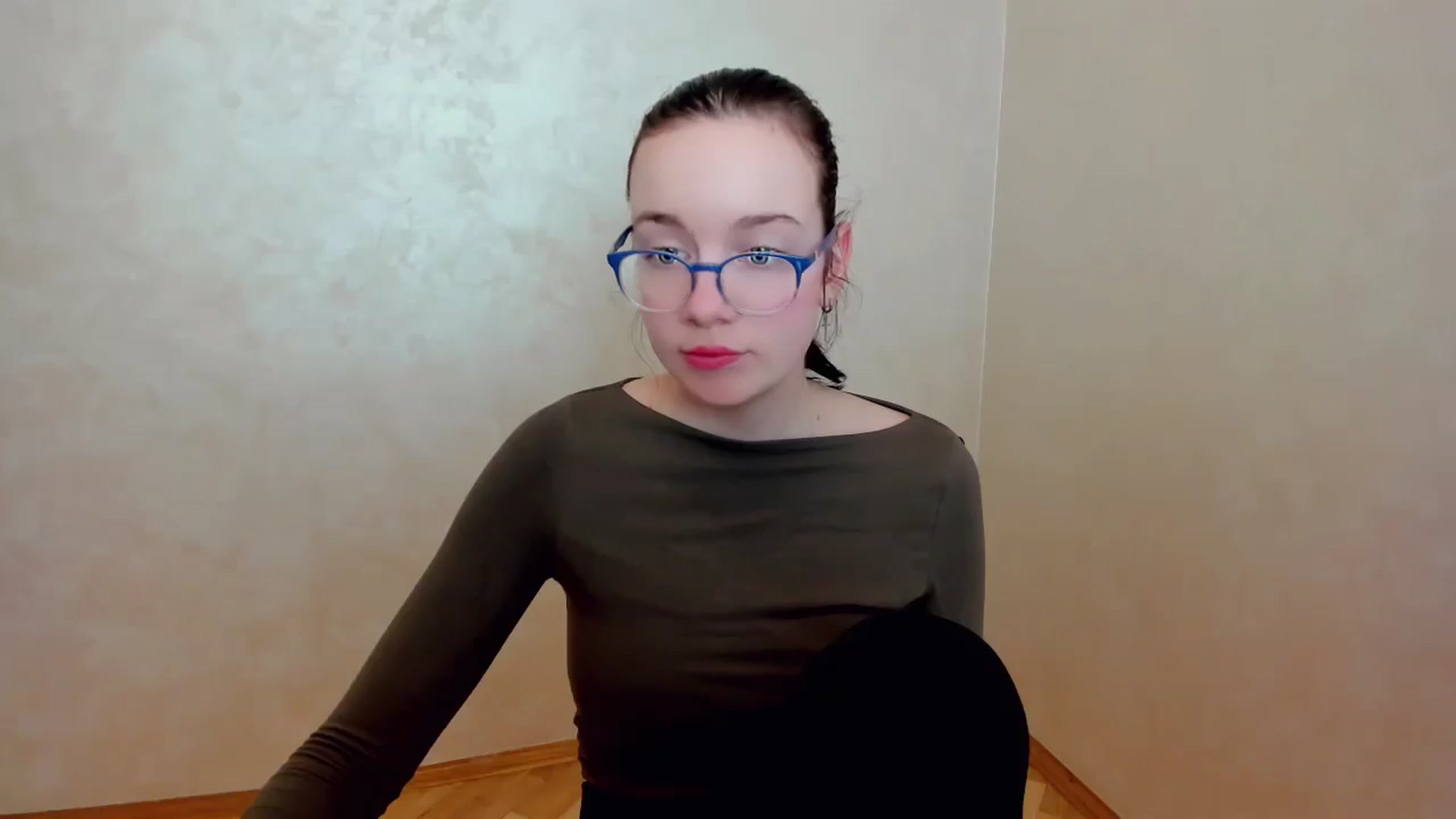 Gallery image thumbnail from Baby_Melania's myfreecams stream on, 04/11/2025, 11:00 image 5 of 20