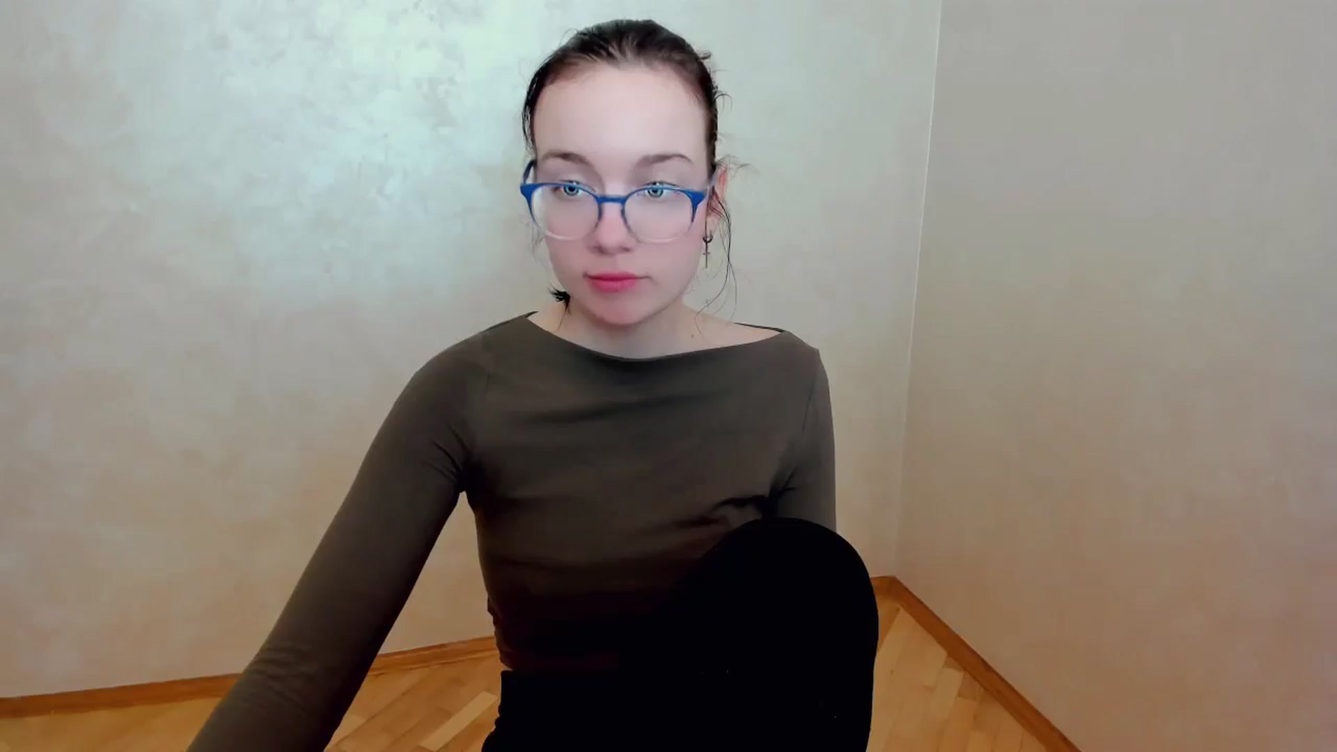 Gallery image thumbnail from Baby_Melania's myfreecams stream on, 04/11/2025, 13:49 image 15 of 20