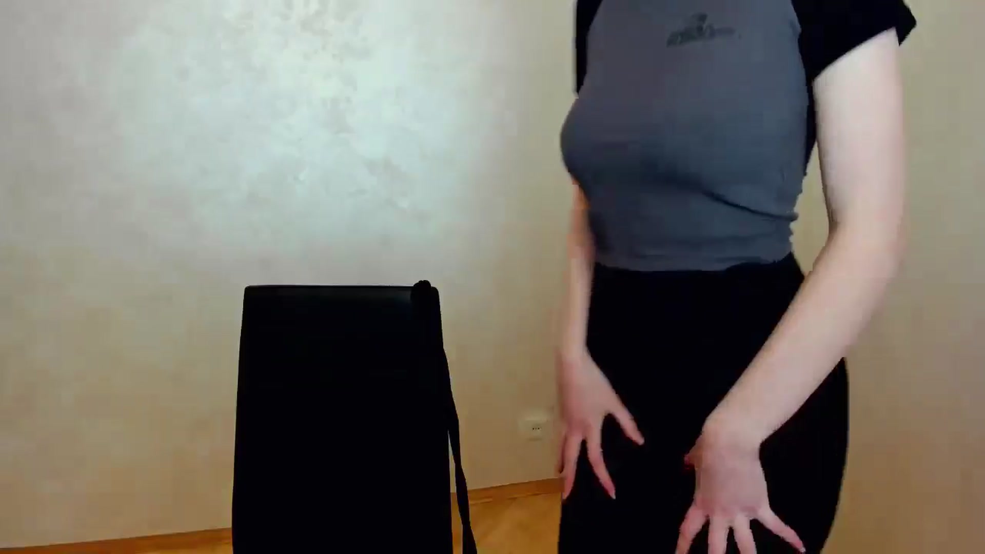 Gallery image thumbnail from Baby_Melania's myfreecams stream on, 04/12/2025, 19:21 image 14 of 20