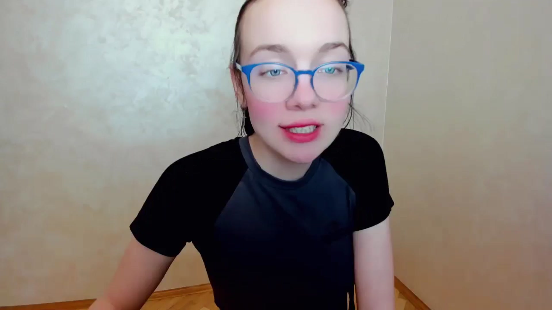 Gallery image thumbnail from Baby_Melania's myfreecams stream on, 04/12/2025, 19:21 image 6 of 20