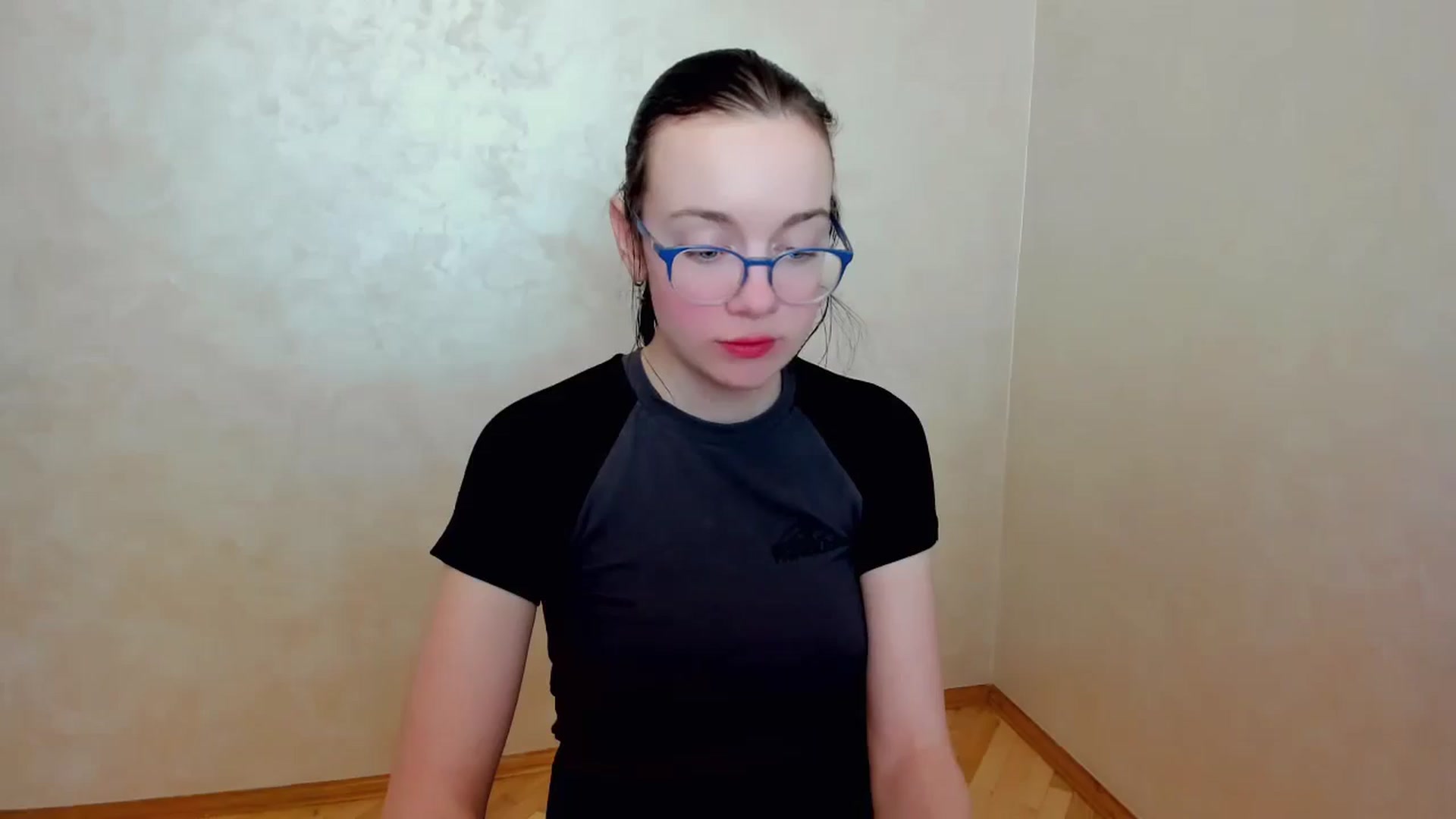 Gallery image thumbnail from Baby_Melania's myfreecams stream on, 04/12/2025, 19:21 image 11 of 20