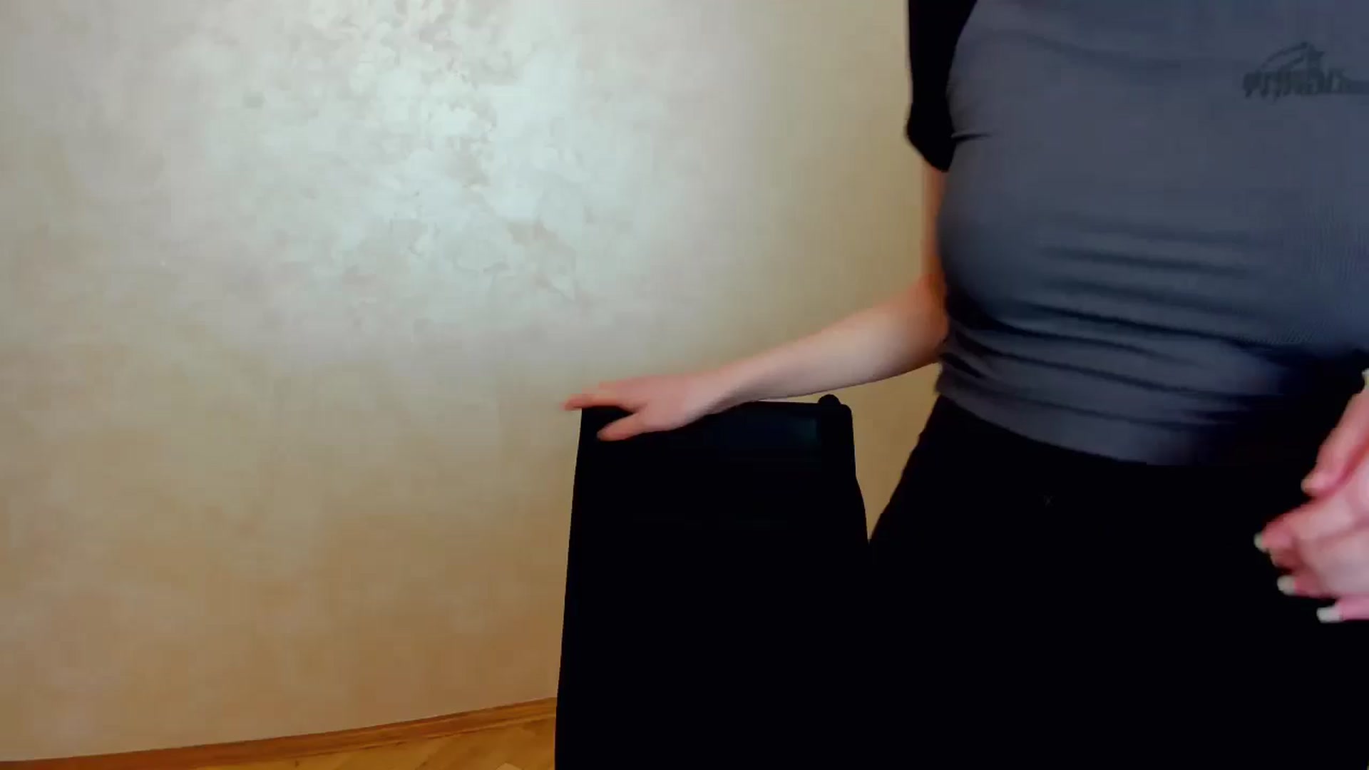 Gallery image thumbnail from Baby_Melania's myfreecams stream on, 04/12/2025, 19:21 image 3 of 20