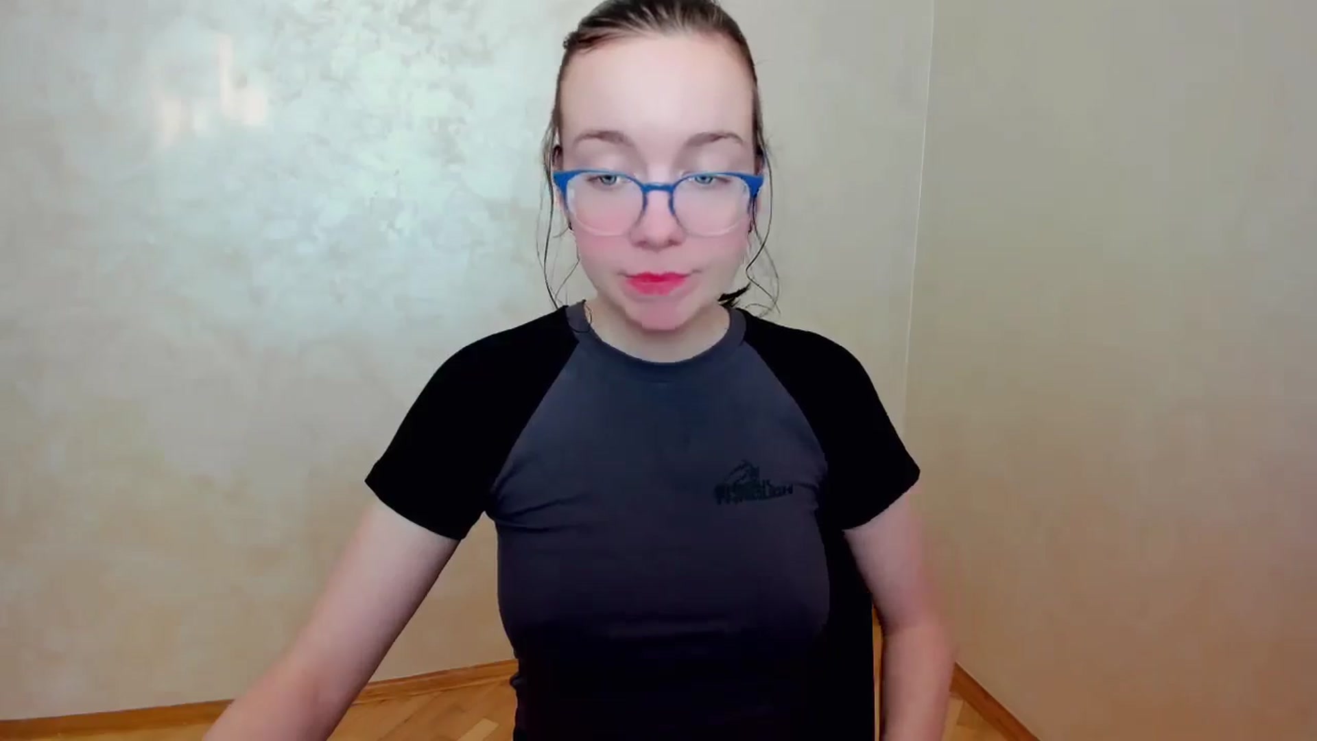 Gallery image thumbnail from Baby_Melania's myfreecams stream on, 04/13/2025, 16:13 image 7 of 20