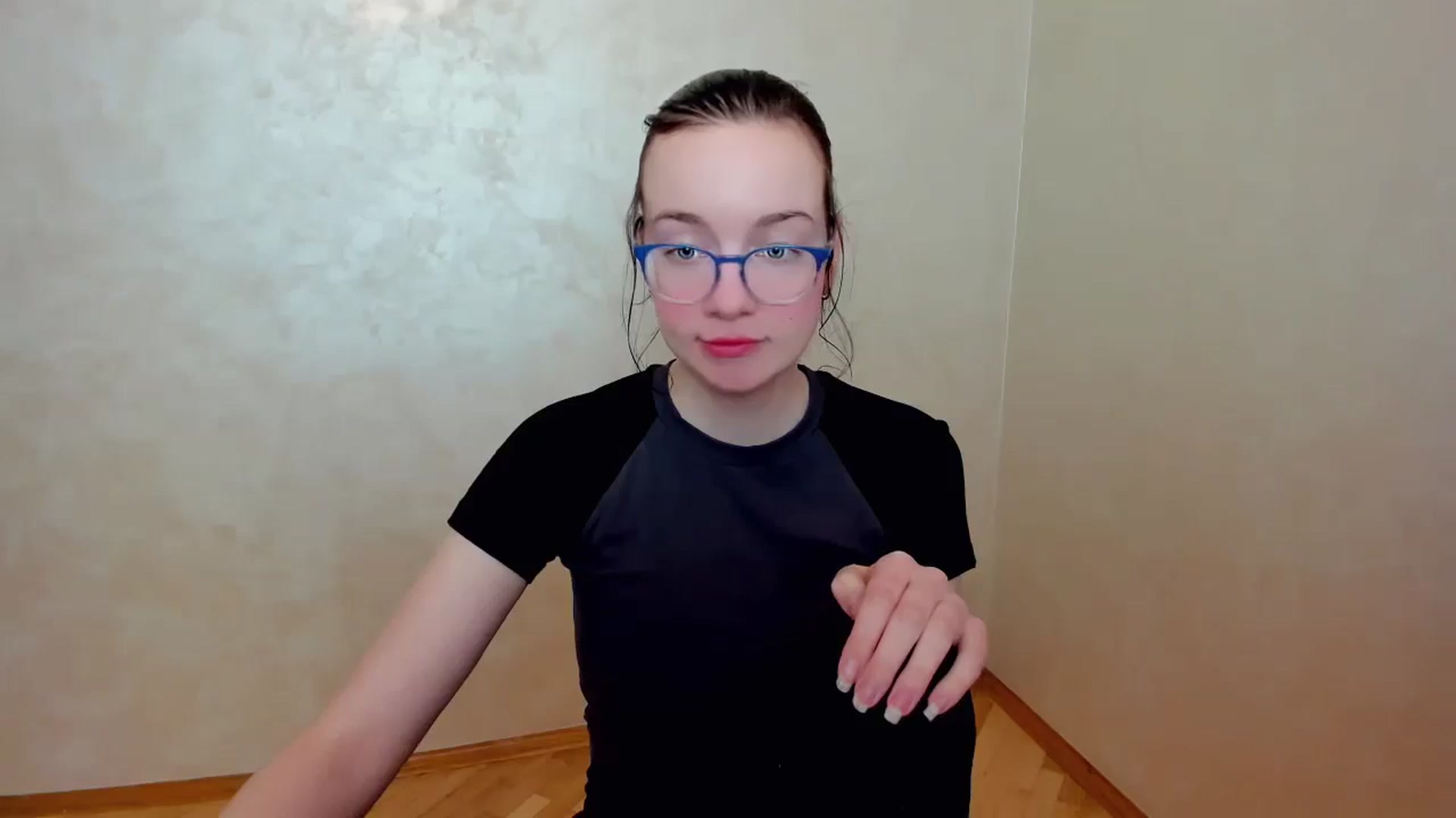 Gallery image thumbnail from Baby_Melania's myfreecams stream on, 04/13/2025, 16:13 image 15 of 20