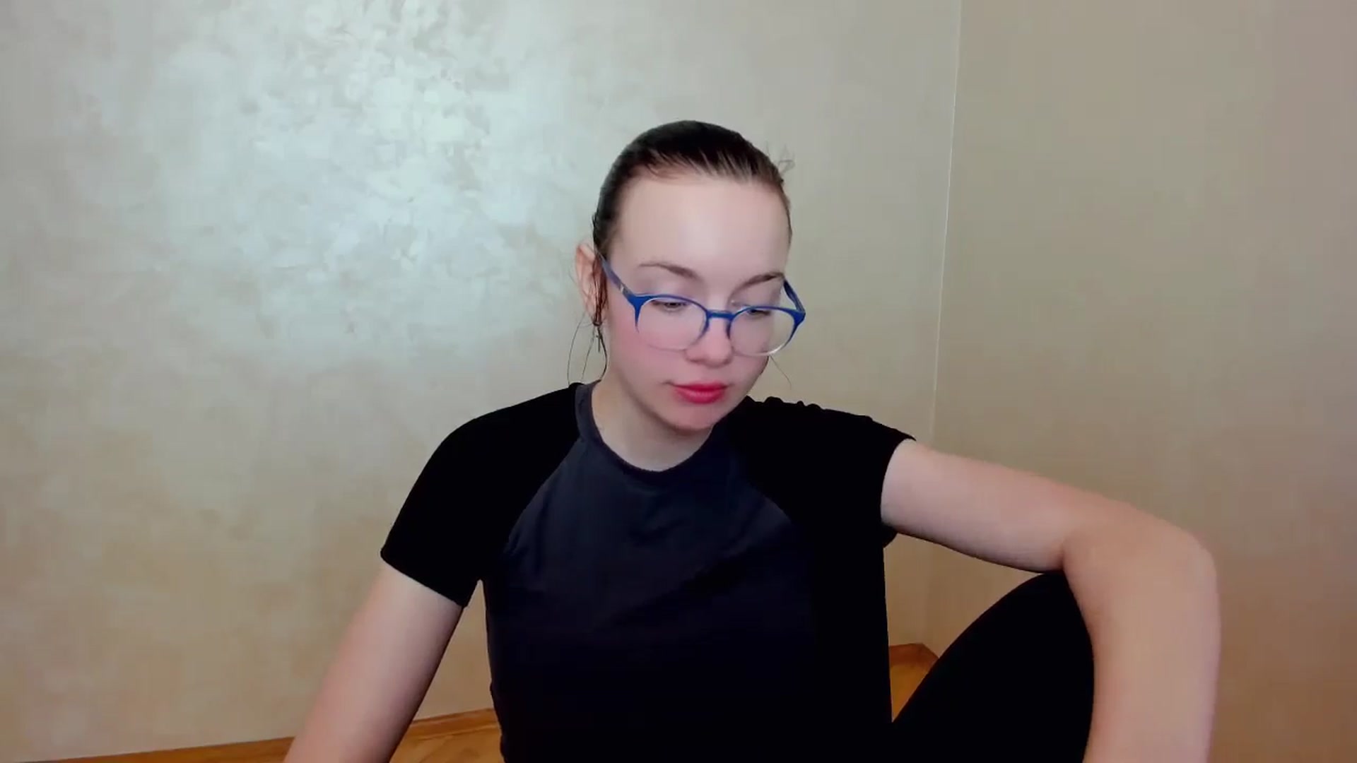 Gallery image thumbnail from Baby_Melania's myfreecams stream on, 04/13/2025, 17:42 image 14 of 20
