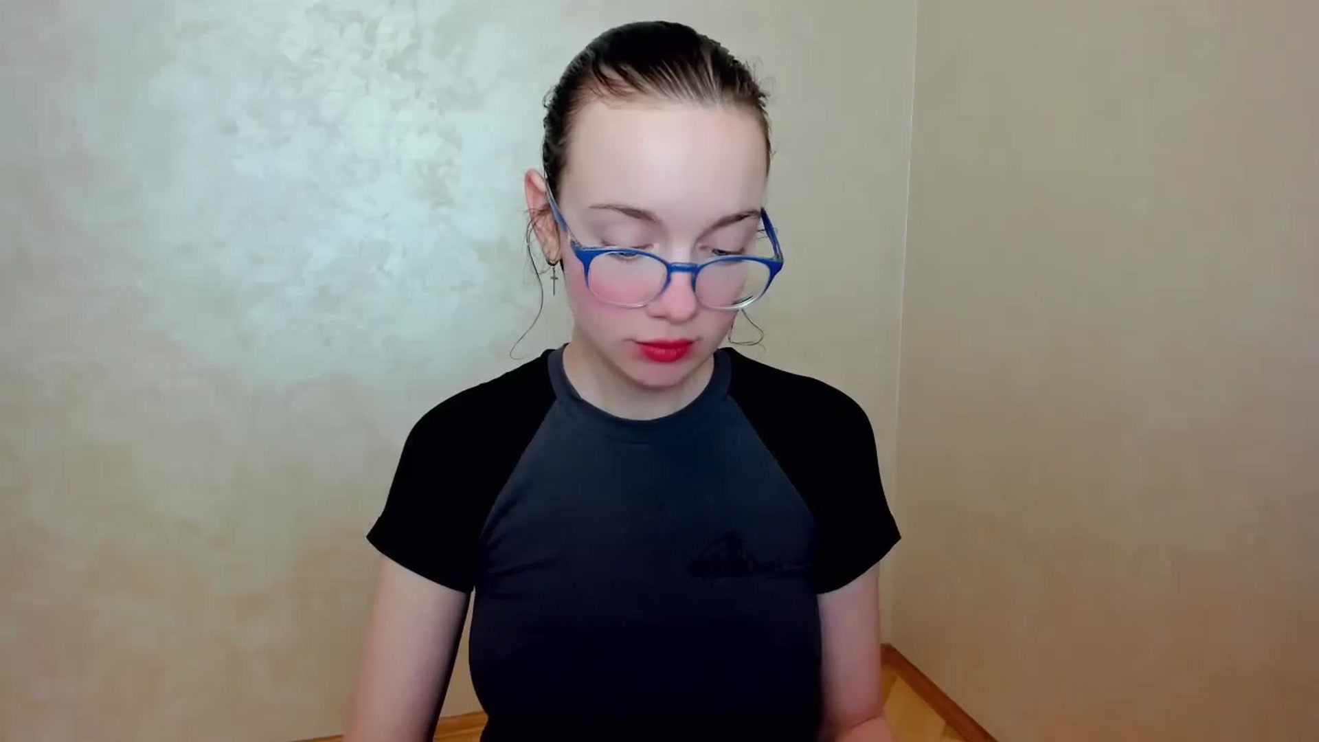Gallery image thumbnail from Baby_Melania's myfreecams stream on, 04/13/2025, 20:13 image 12 of 20