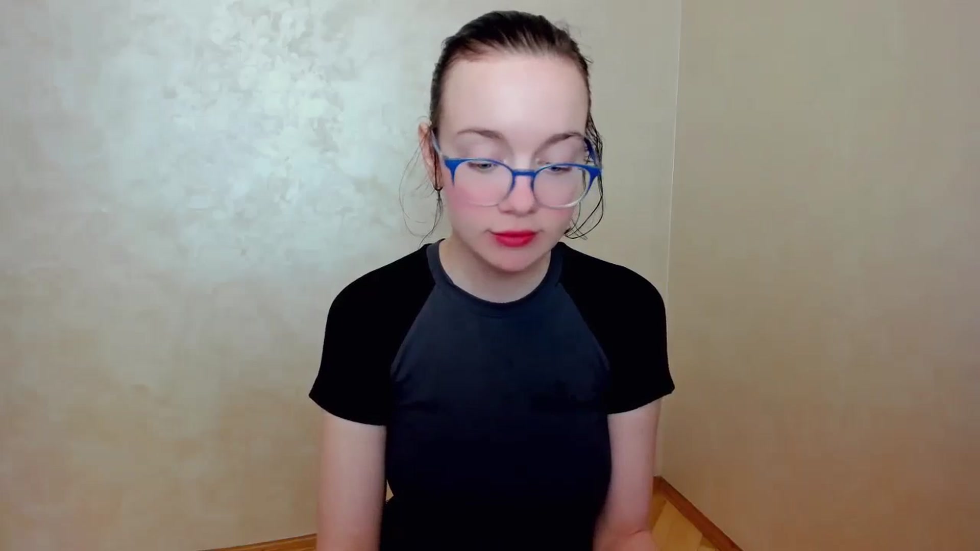 Gallery image thumbnail from Baby_Melania's myfreecams stream on, 04/13/2025, 20:13 image 2 of 20