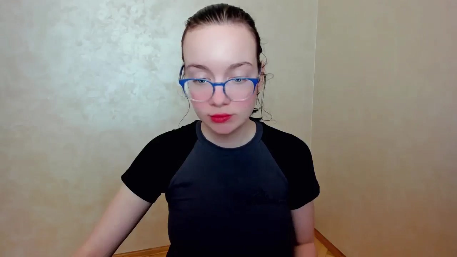 Gallery image thumbnail from Baby_Melania's myfreecams stream on, 04/13/2025, 20:13 image 13 of 20