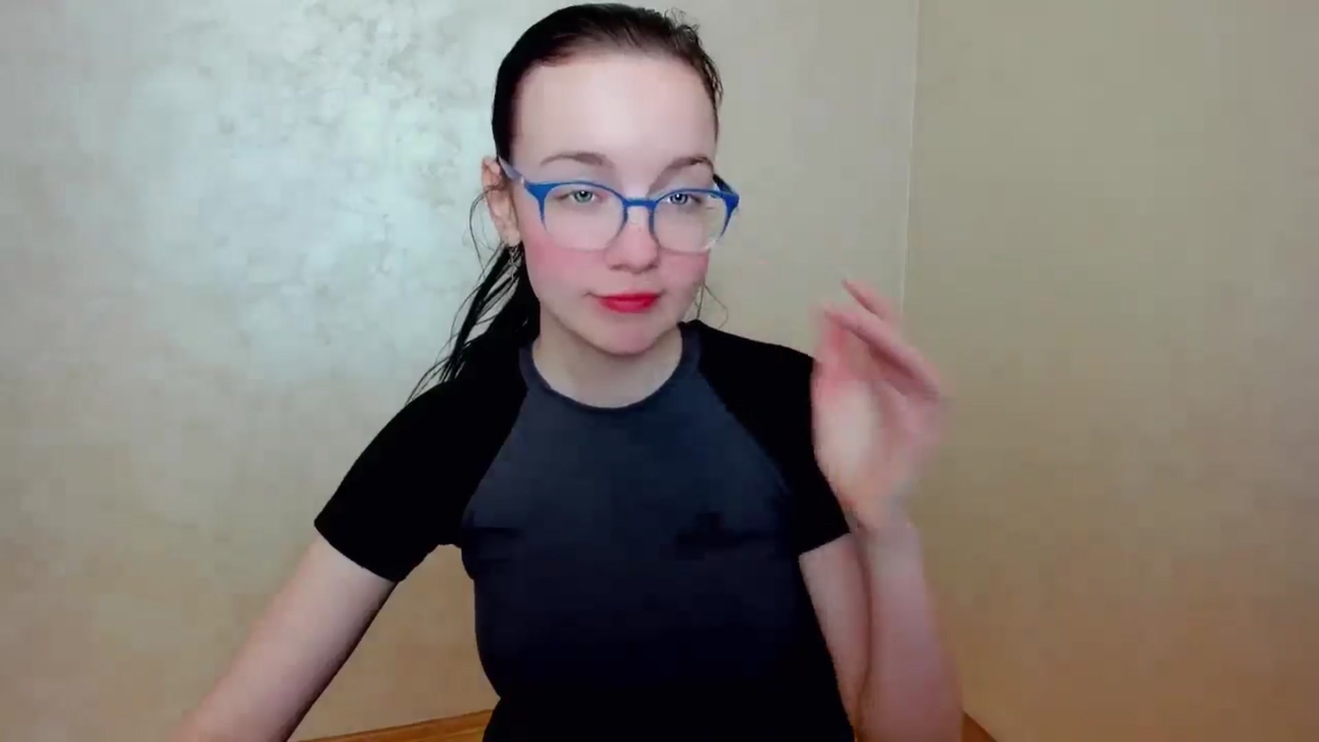 Gallery image thumbnail from Baby_Melania's myfreecams stream on, 04/13/2025, 20:13 image 9 of 20