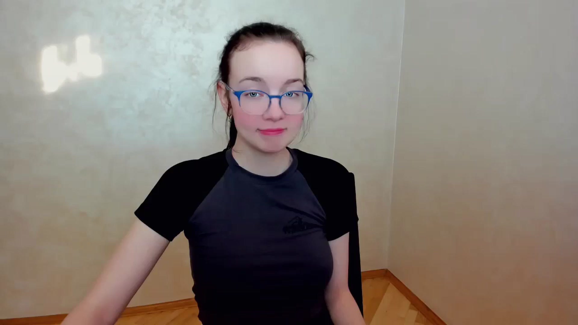 Gallery image thumbnail from Baby_Melania's myfreecams stream on, 04/14/2025, 16:22 image 2 of 20