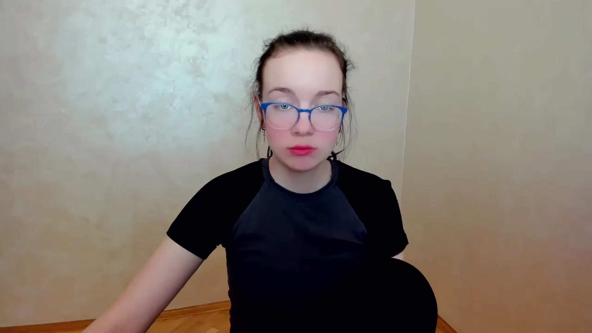 Gallery image thumbnail from Baby_Melania's myfreecams stream on, 04/14/2025, 16:22 image 19 of 20