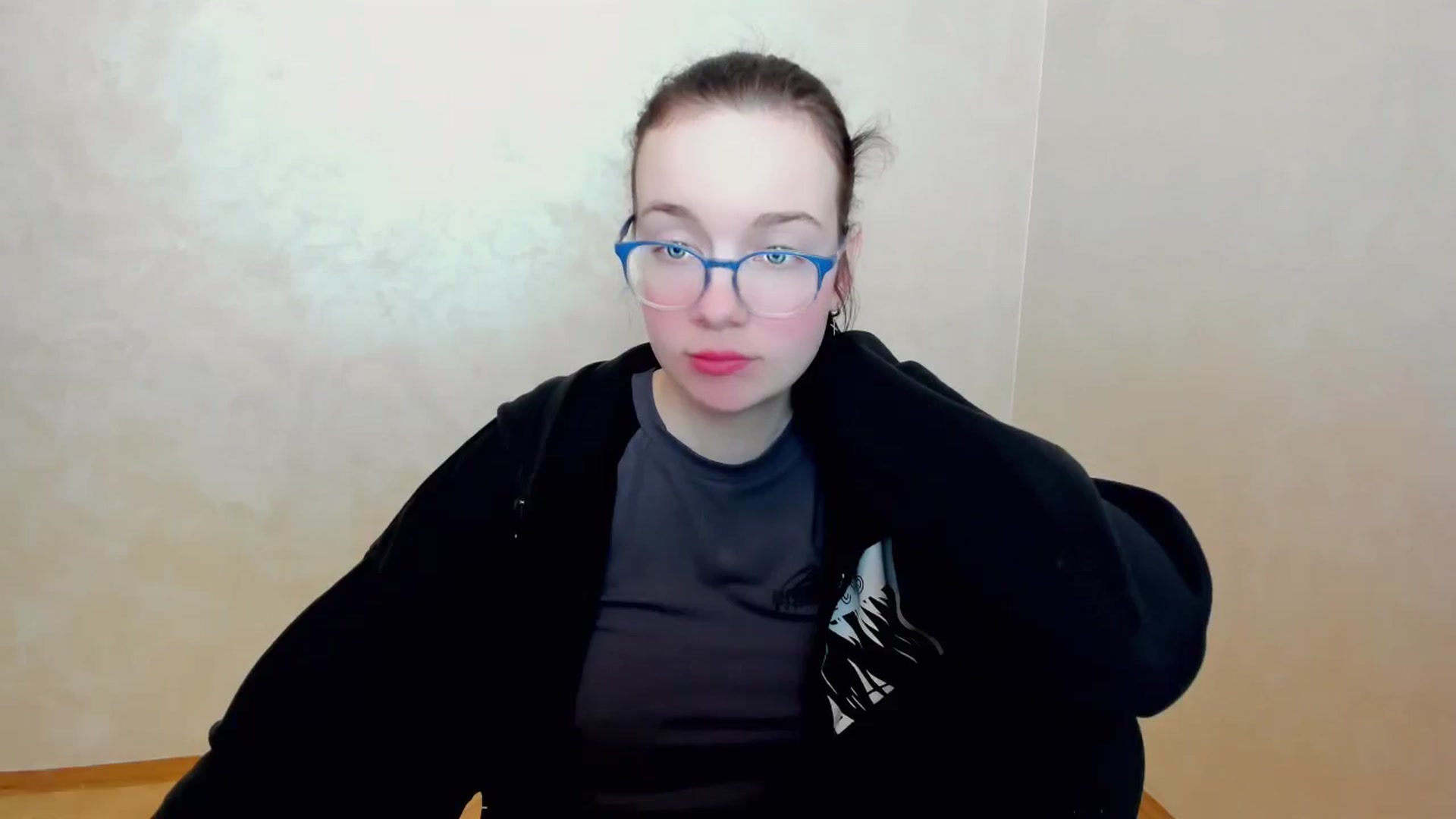 Gallery image thumbnail from Baby_Melania's myfreecams stream on, 04/14/2025, 18:09 image 20 of 20