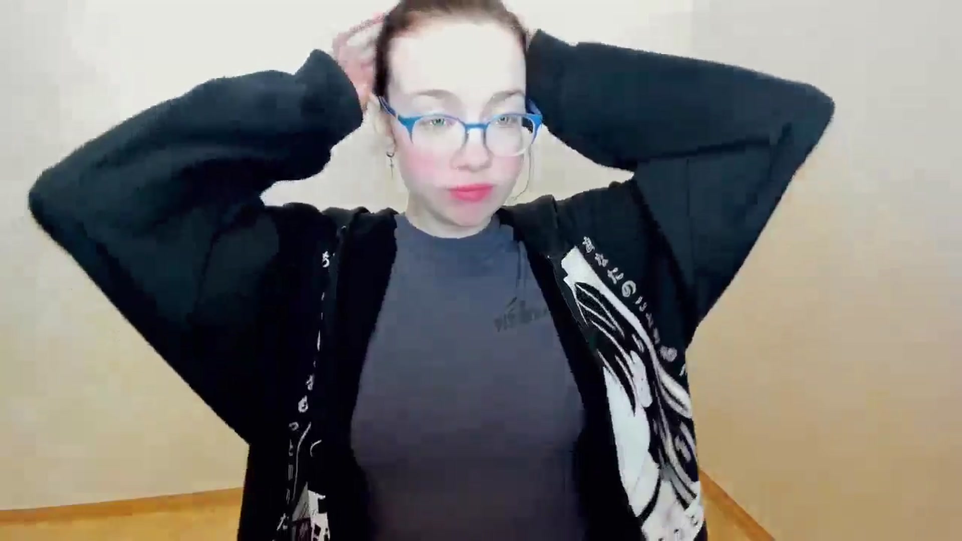 Gallery image thumbnail from Baby_Melania's myfreecams stream on, 04/14/2025, 18:09 image 17 of 20