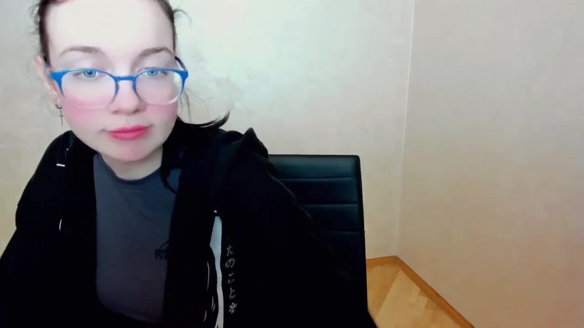 Gallery image thumbnail from Baby_Melania's myfreecams stream on, 04/14/2025, 19:25 image 9 of 20