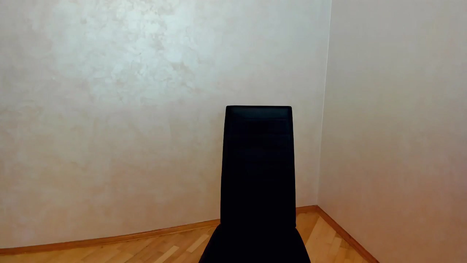Gallery image thumbnail from Baby_Melania's myfreecams stream on, 04/14/2025, 19:25 image 4 of 20