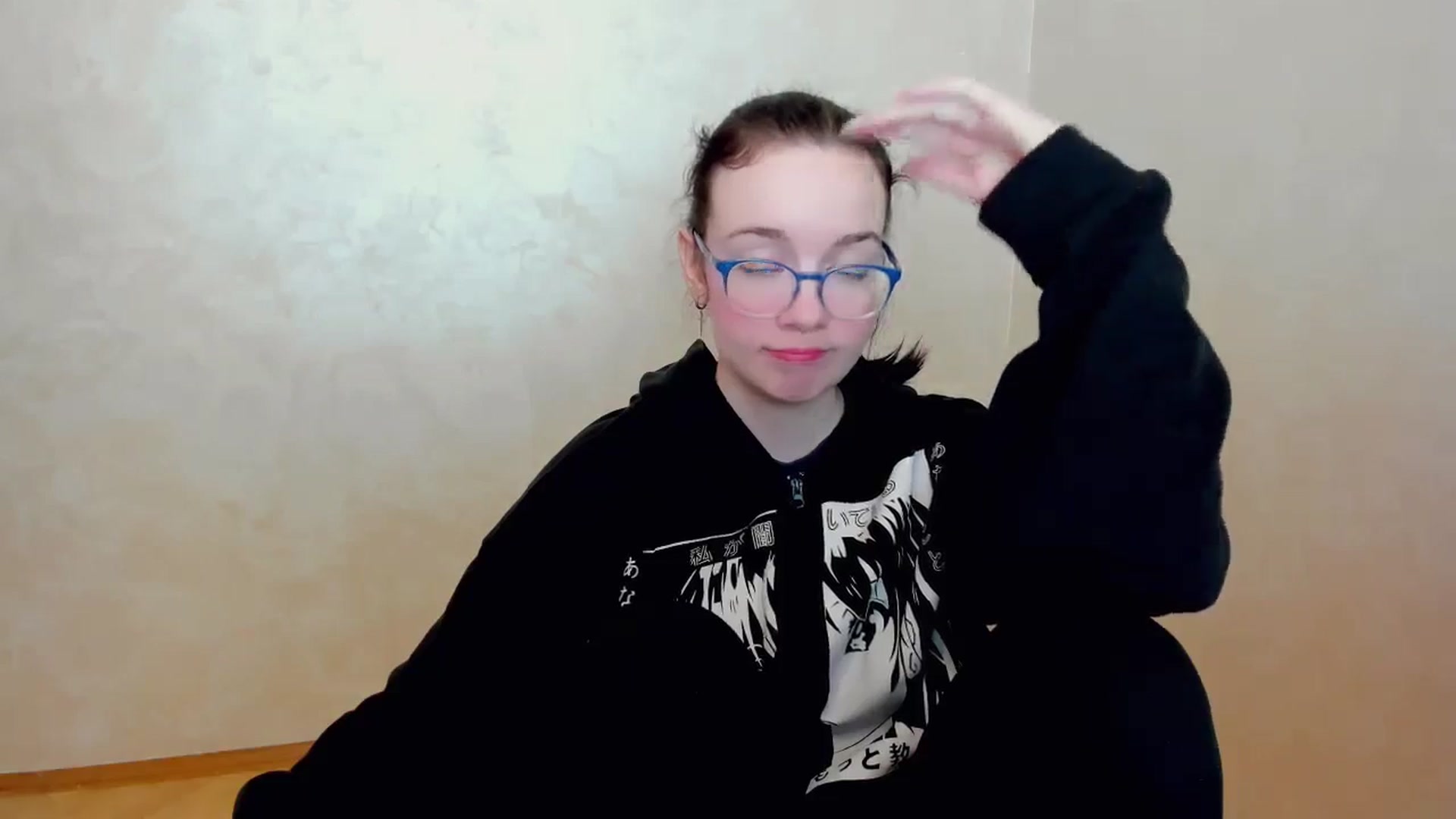 Gallery image thumbnail from Baby_Melania's myfreecams stream on, 04/14/2025, 19:25 image 2 of 20