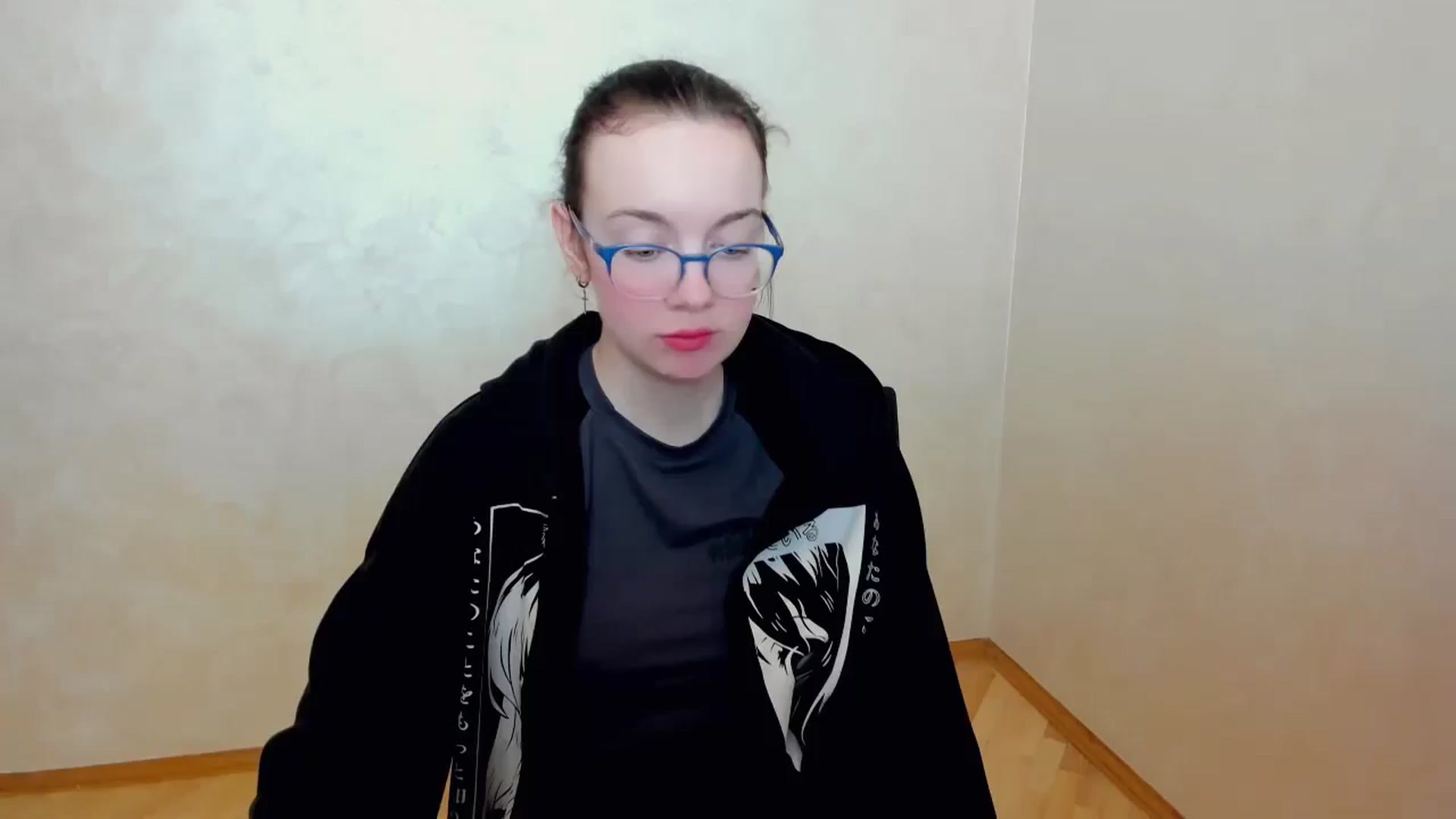Gallery image thumbnail from Baby_Melania's myfreecams stream on, 04/14/2025, 20:45 image 4 of 20