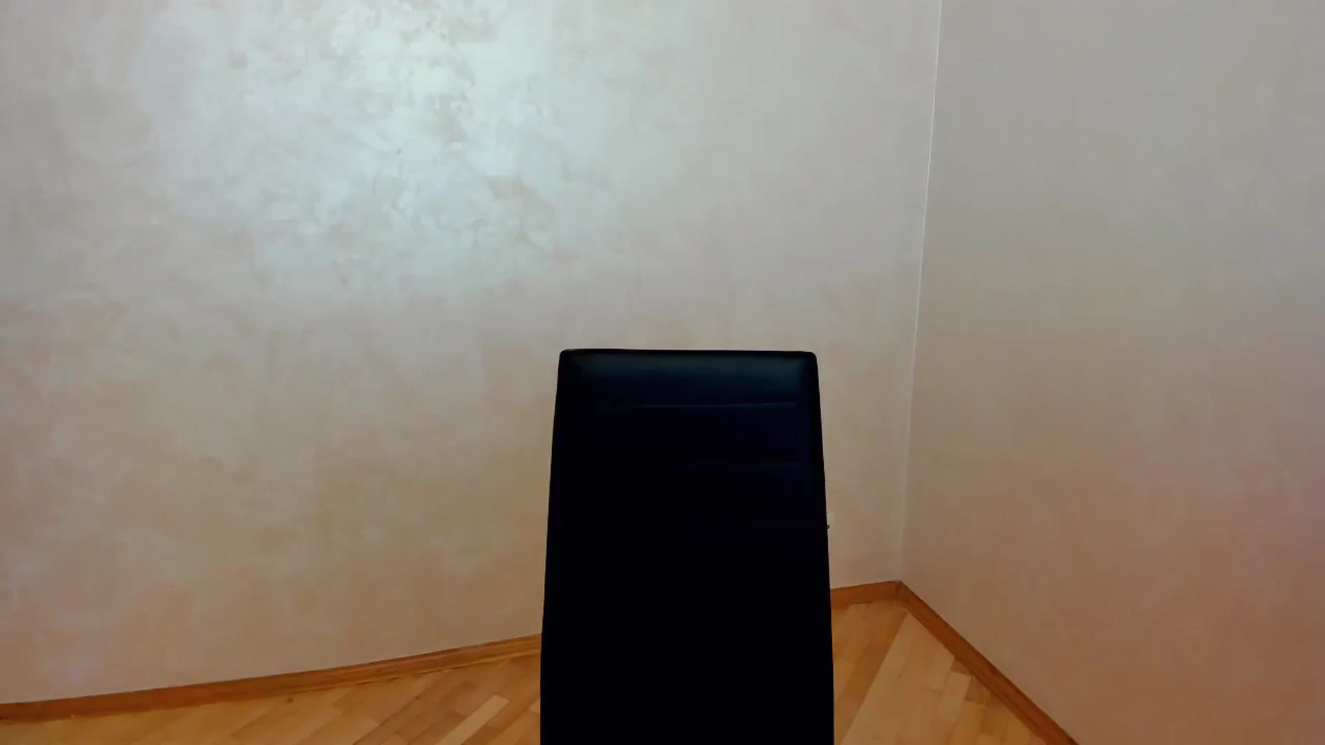 Gallery image thumbnail from Baby_Melania's myfreecams stream on, 04/14/2025, 20:45 image 7 of 20
