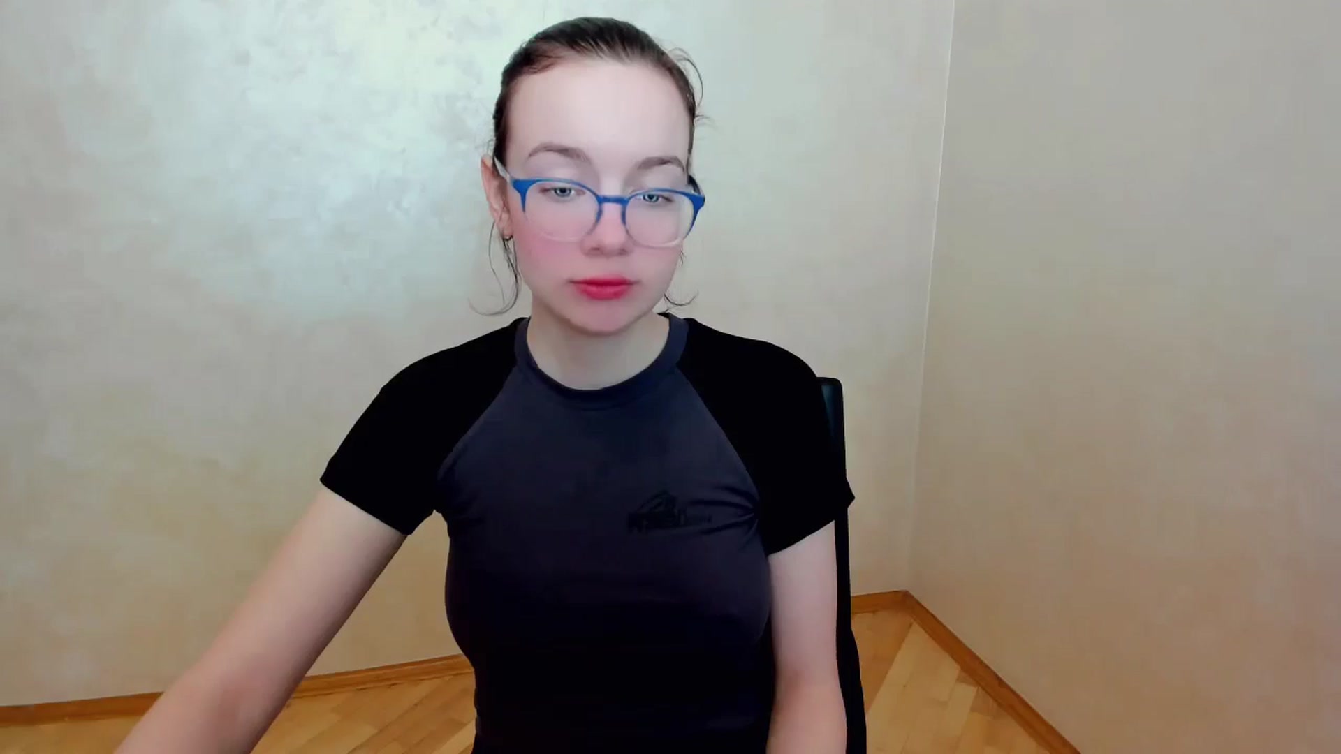 Gallery image thumbnail from Baby_Melania's myfreecams stream on, 04/15/2025, 16:58 image 8 of 20