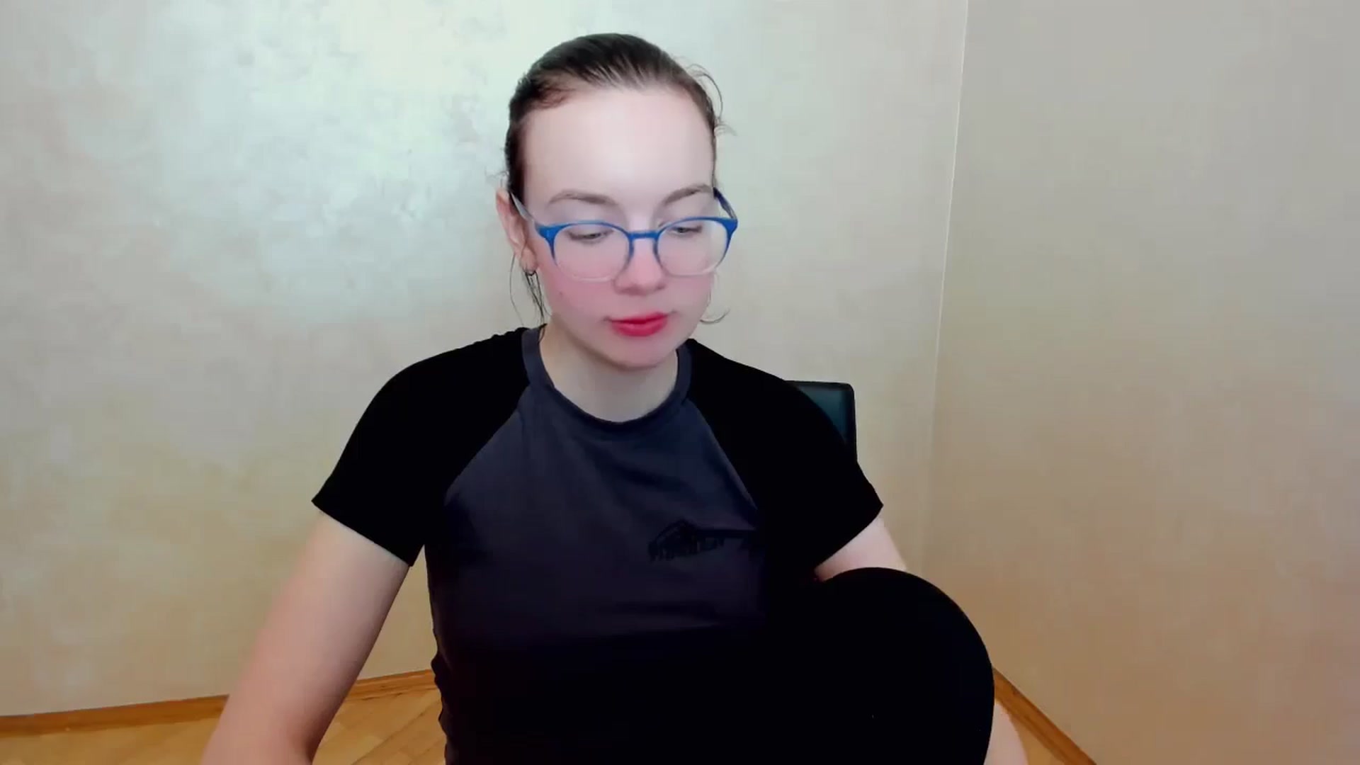 Gallery image thumbnail from Baby_Melania's myfreecams stream on, 04/15/2025, 16:58 image 7 of 20