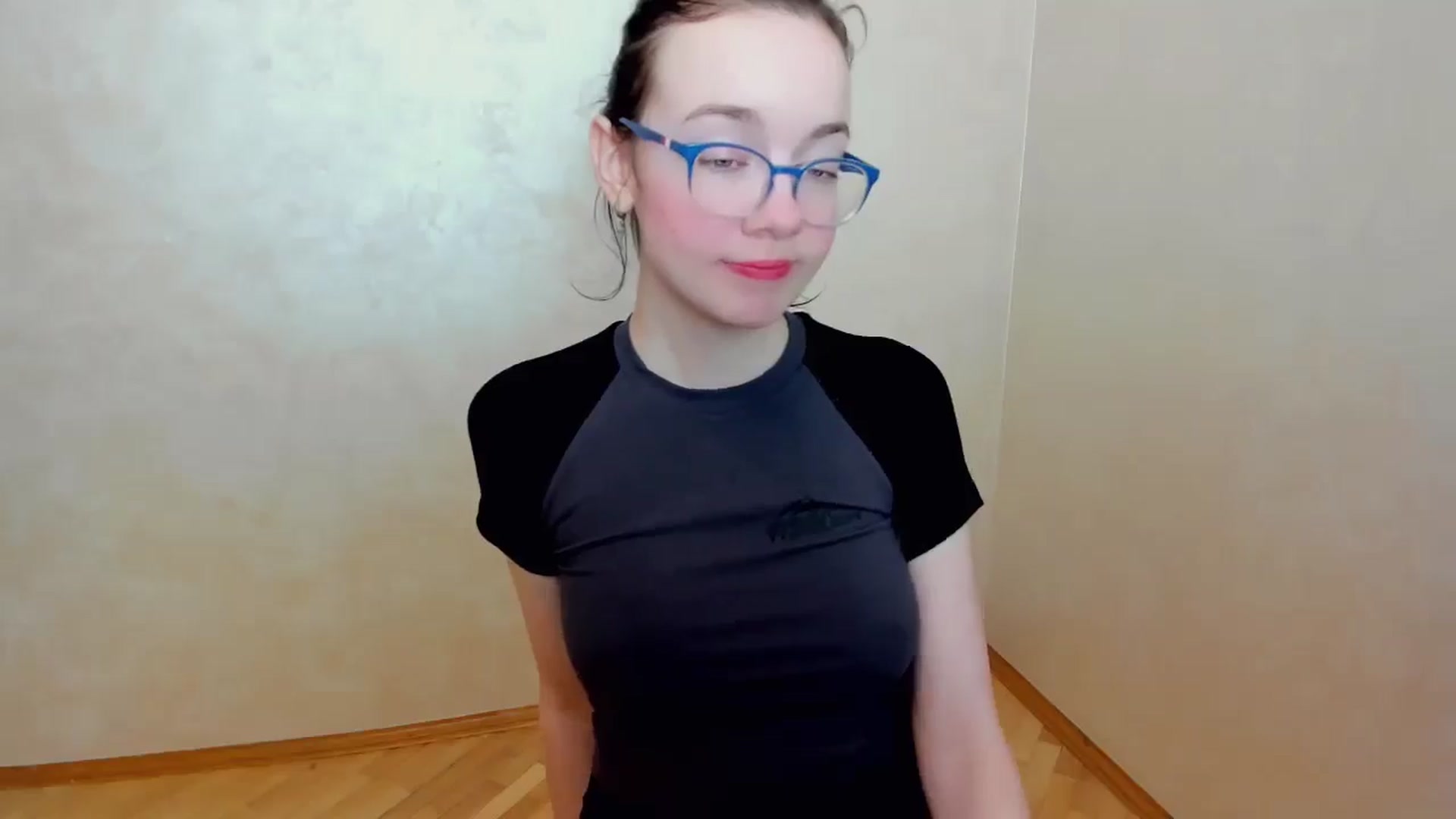 Gallery image thumbnail from Baby_Melania's myfreecams stream on, 04/15/2025, 16:58 image 16 of 20