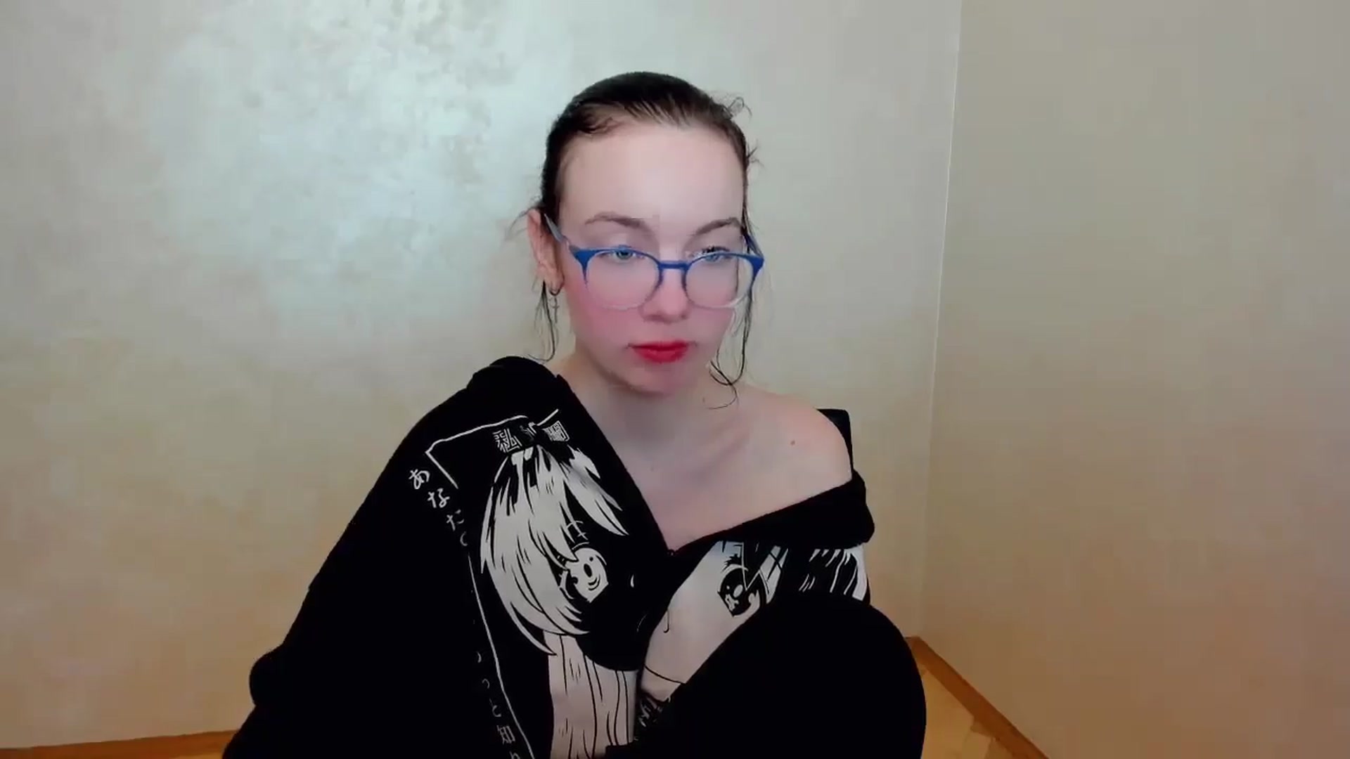 Gallery image thumbnail from Baby_Melania's myfreecams stream on, 04/15/2025, 17:17 image 16 of 20