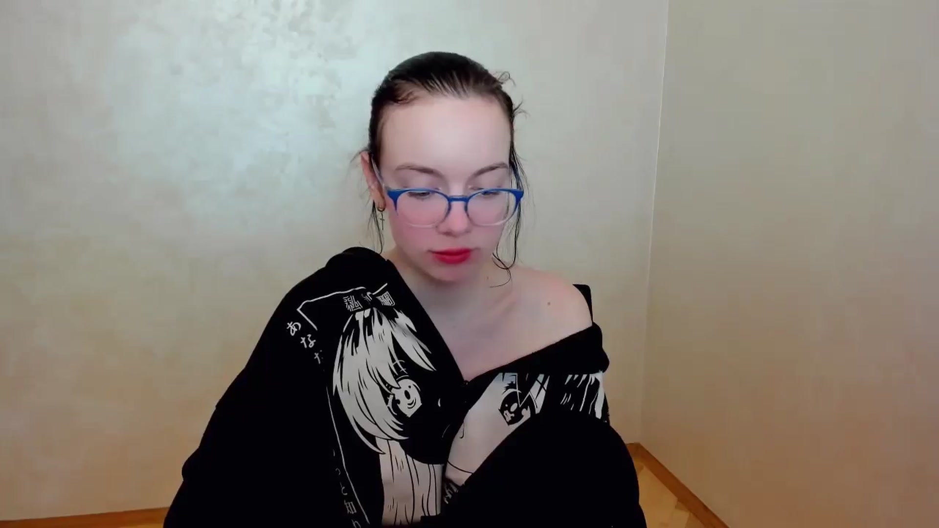 Gallery image thumbnail from Baby_Melania's myfreecams stream on, 04/15/2025, 17:17 image 15 of 20