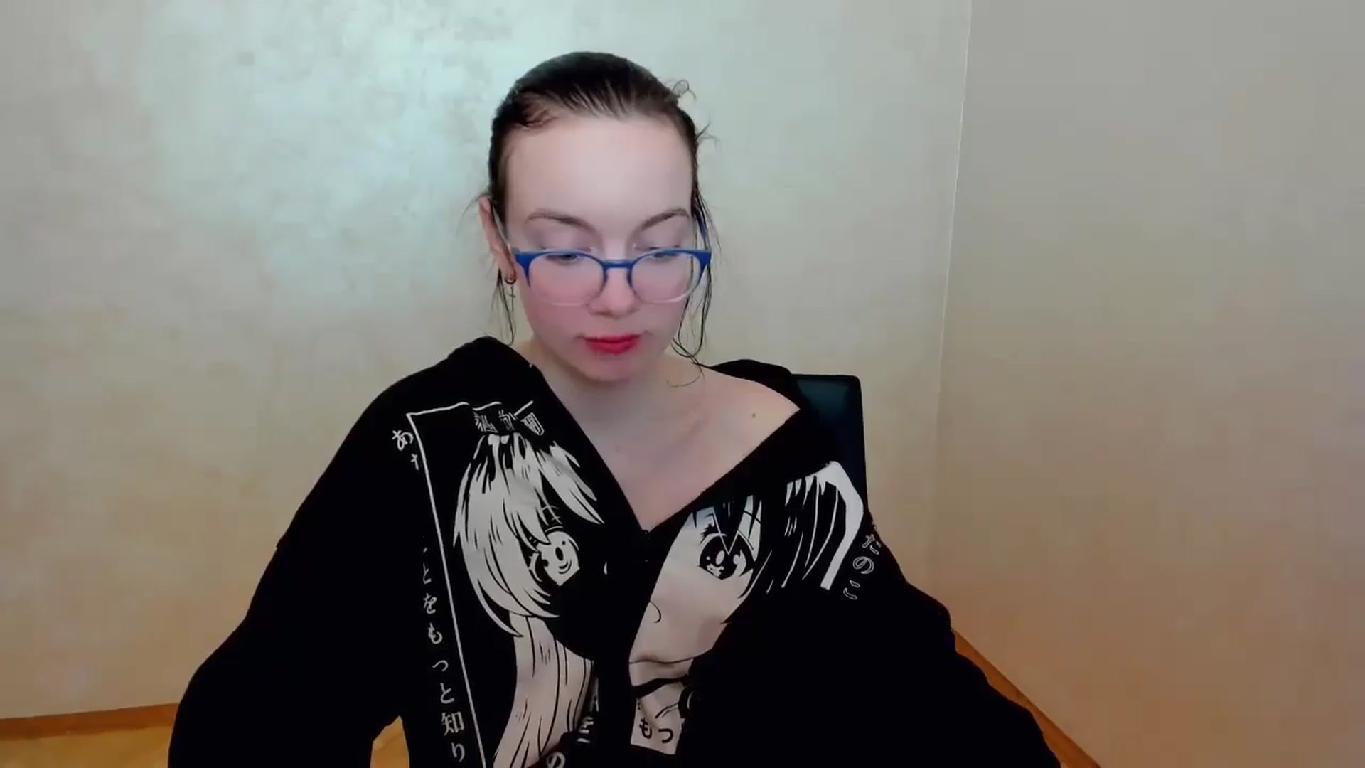 Gallery image thumbnail from Baby_Melania's myfreecams stream on, 04/15/2025, 17:17 image 5 of 20