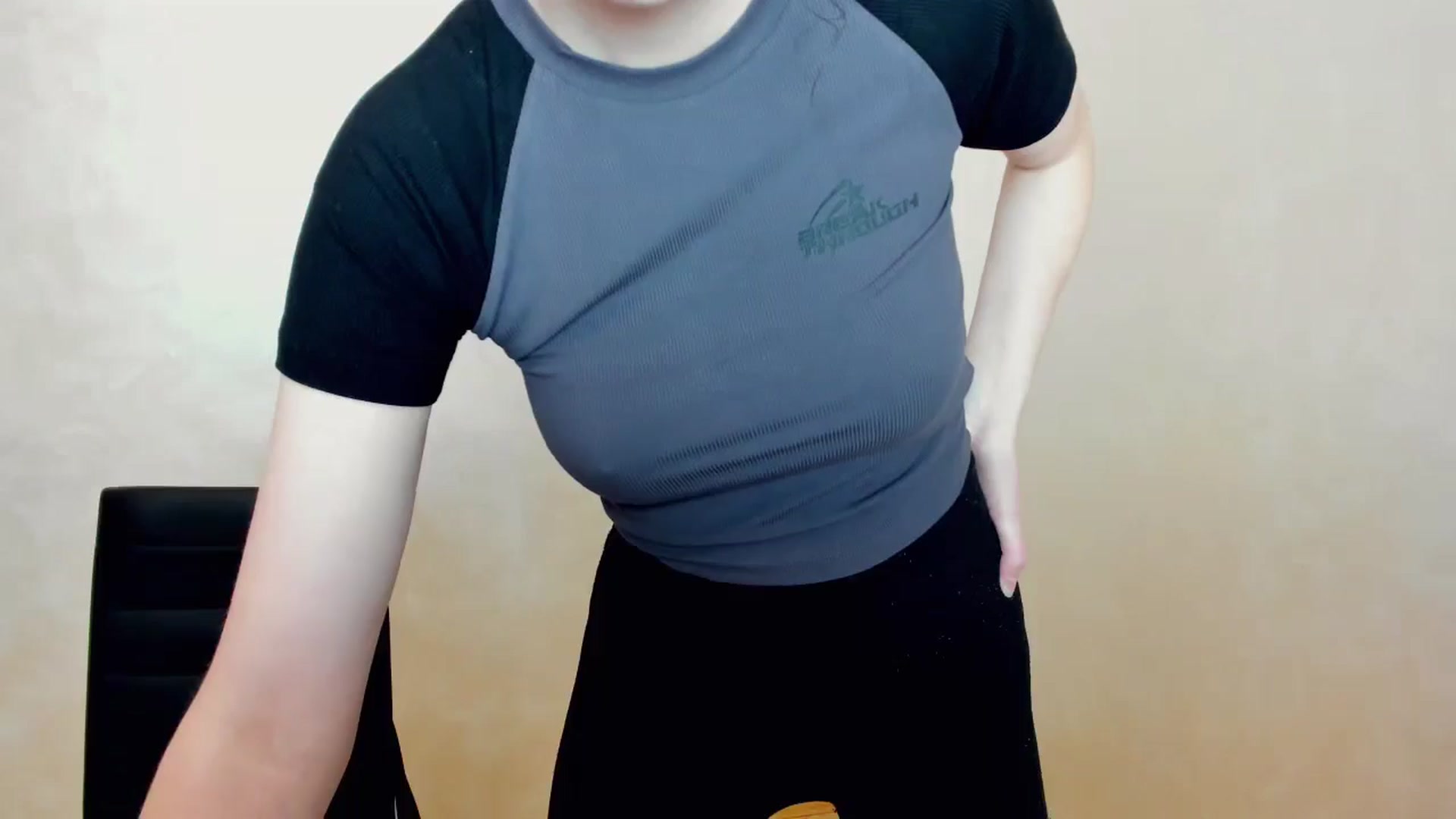 Gallery image thumbnail from Baby_Melania's myfreecams stream on, 04/15/2025, 21:11 image 9 of 20