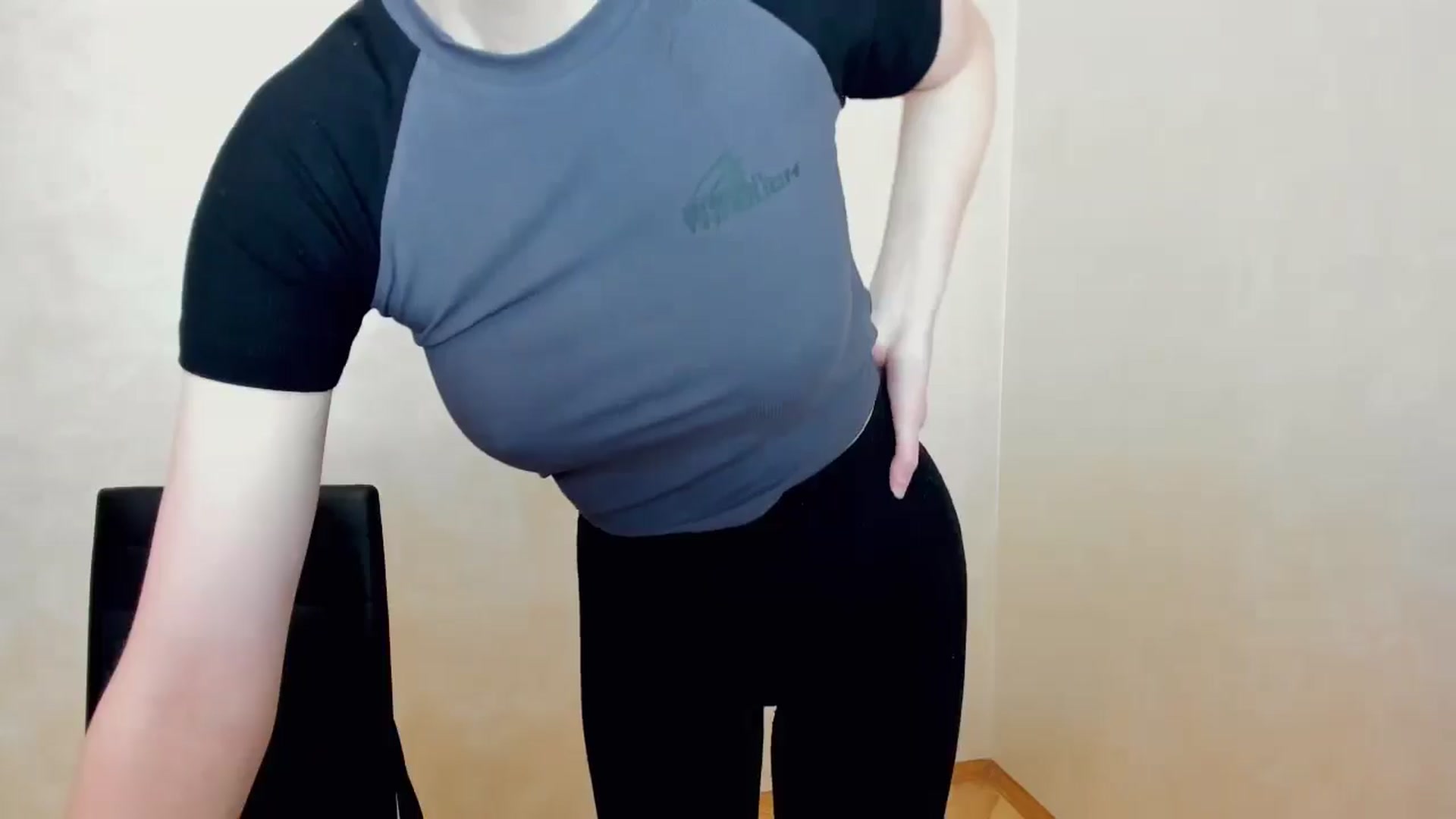 Gallery image thumbnail from Baby_Melania's myfreecams stream on, 04/15/2025, 21:11 image 6 of 20