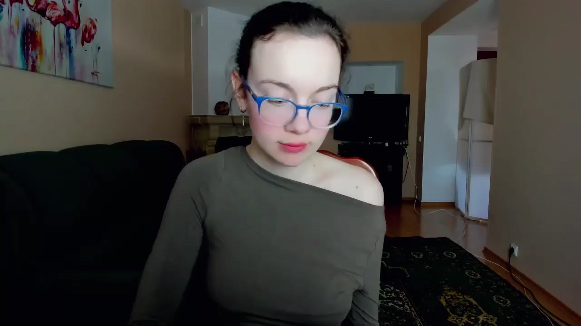Gallery image thumbnail from Baby_Melania's myfreecams stream on, 04/17/2025, 15:16 image 15 of 20