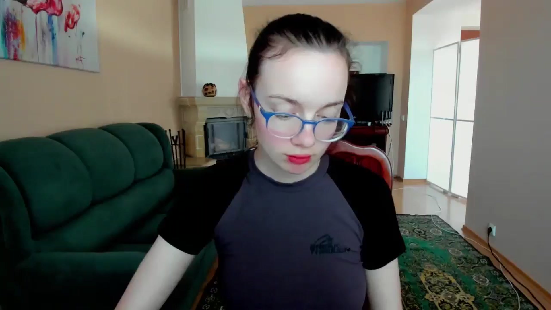 Gallery image thumbnail from Baby_Melania's myfreecams stream on, 04/21/2025, 15:28 image 17 of 20