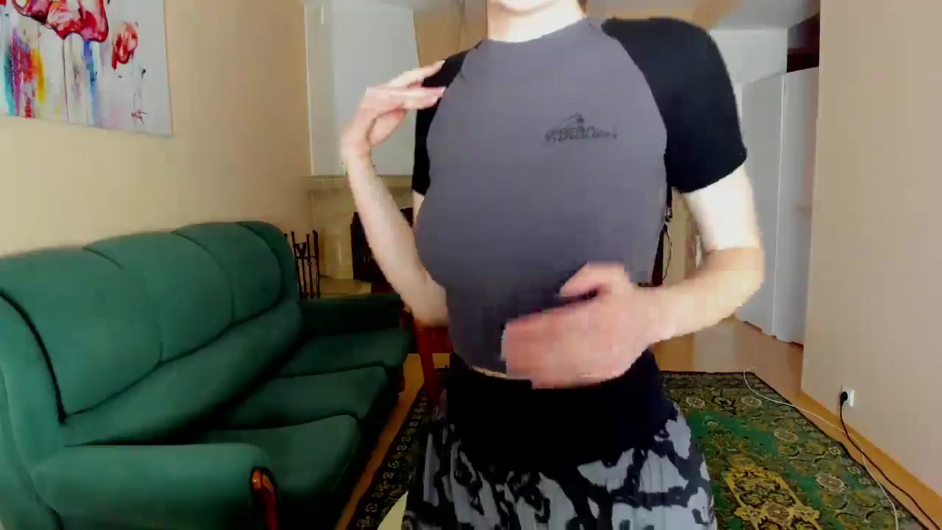 Gallery image thumbnail from Baby_Melania's myfreecams stream on, 04/21/2025, 17:06 image 11 of 20