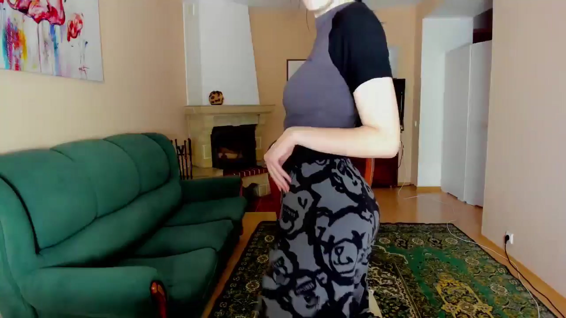 Gallery image thumbnail from Baby_Melania's myfreecams stream on, 04/21/2025, 17:06 image 13 of 20