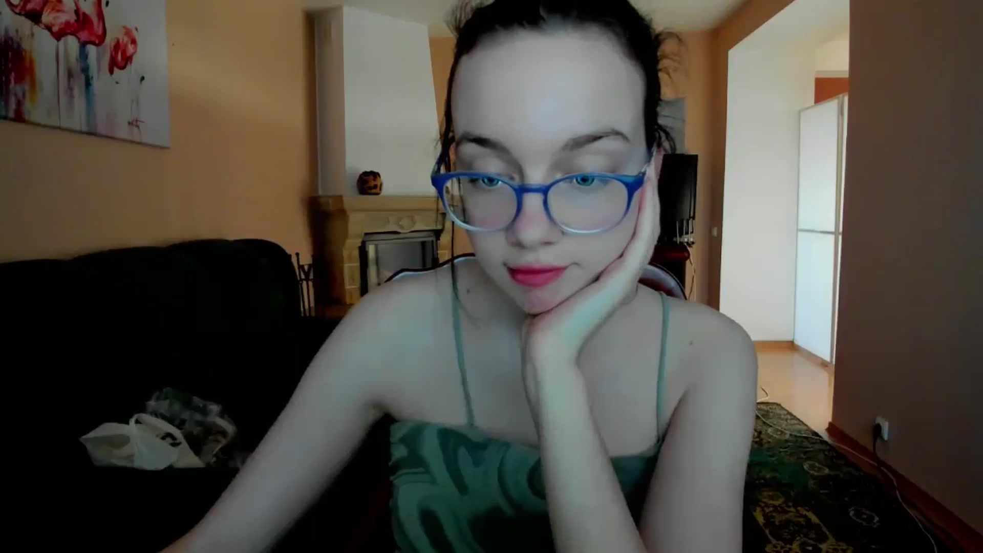Gallery image thumbnail from Baby_Melania's myfreecams stream on, 04/22/2025, 16:06 image 18 of 20