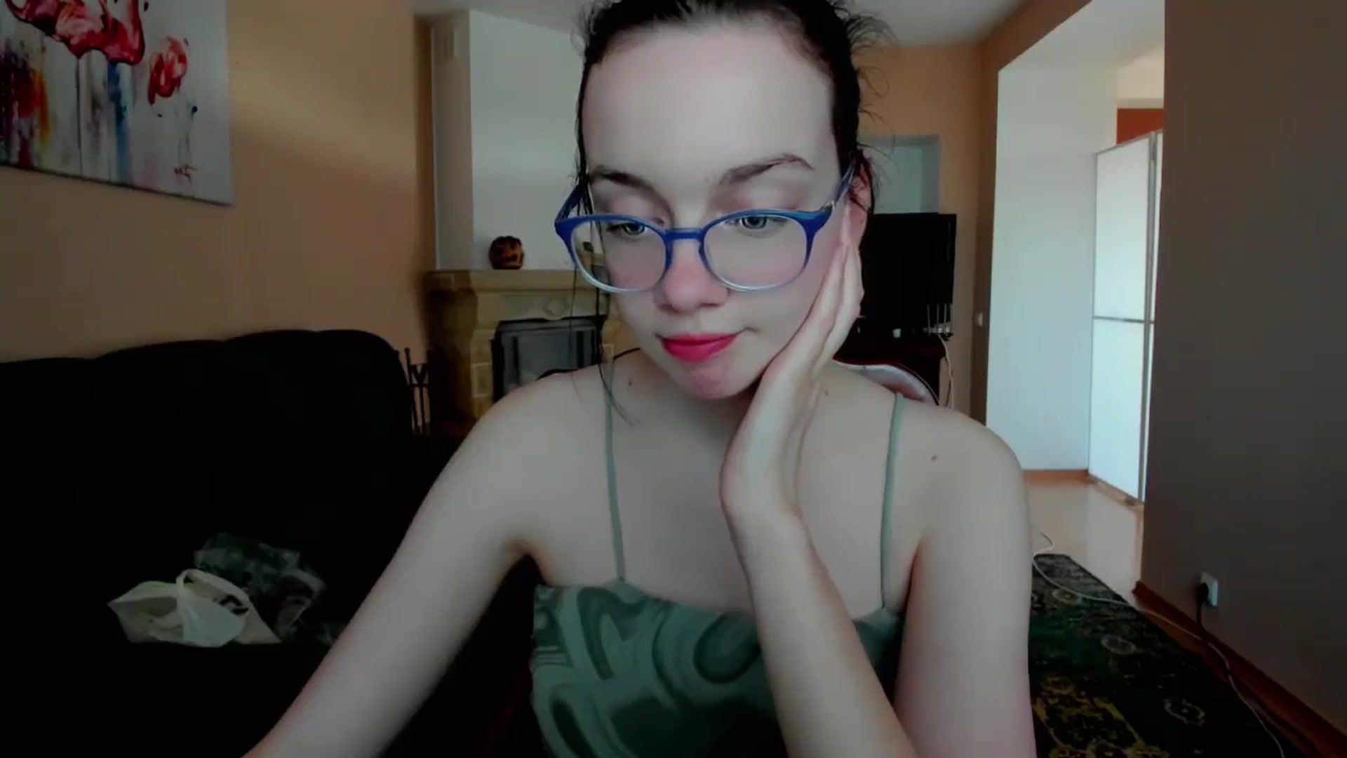 Gallery image thumbnail from Baby_Melania's myfreecams stream on, 04/22/2025, 16:06 image 7 of 20