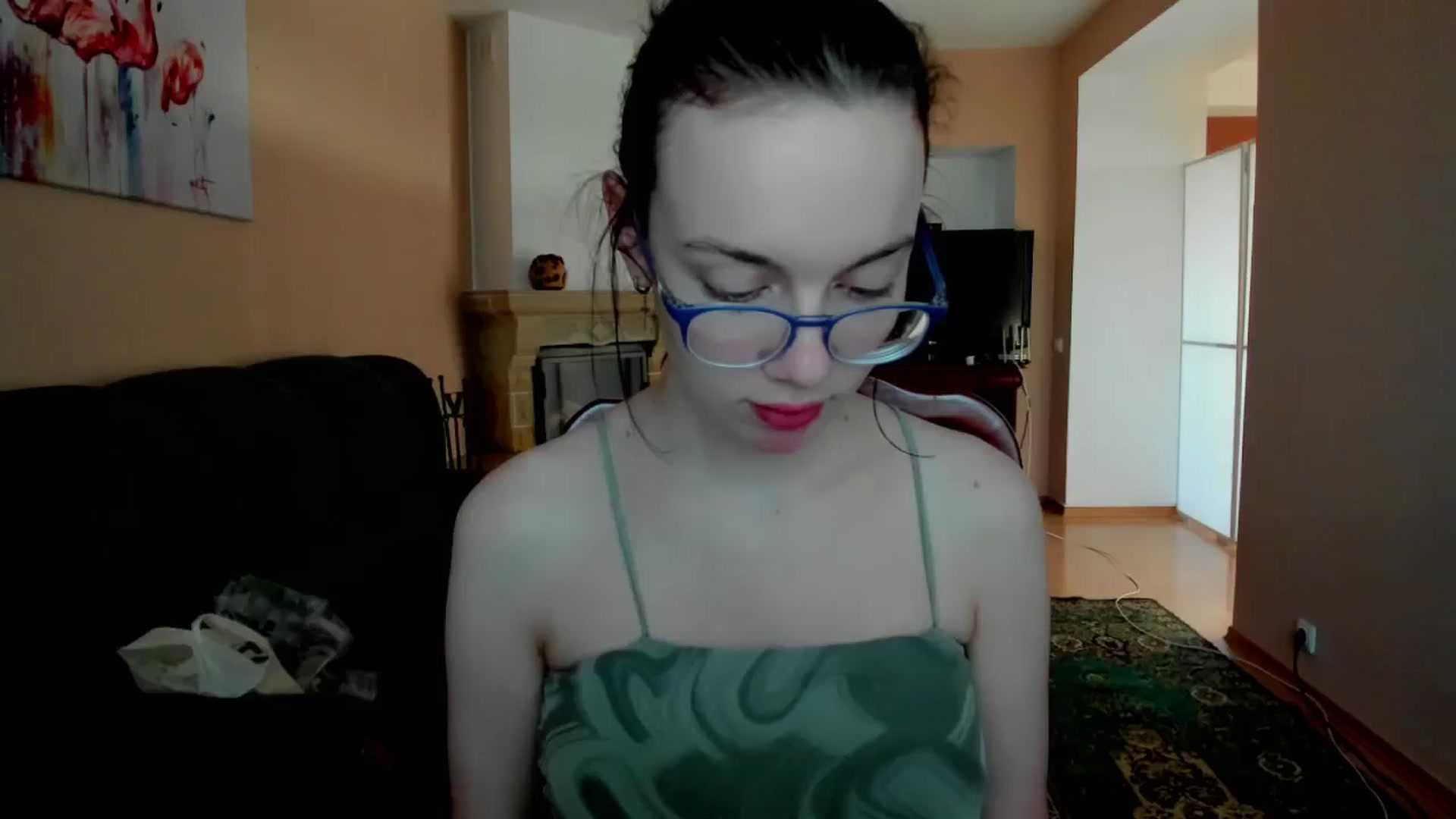 Gallery image thumbnail from Baby_Melania's myfreecams stream on, 04/22/2025, 16:06 image 15 of 20